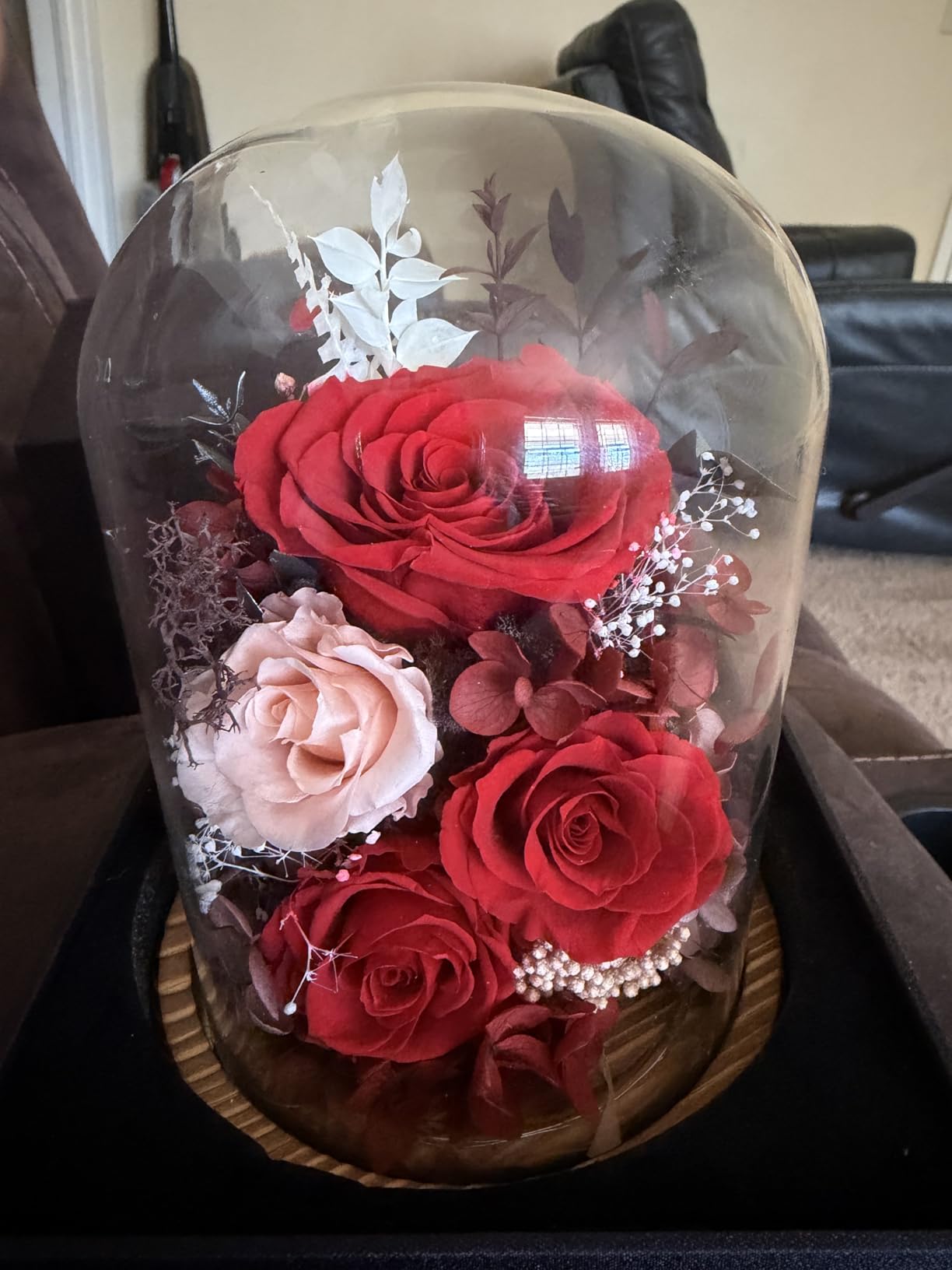 Alupssuc Forever Preserved Real Flowers for Delivery Prime, Eternal Fresh Roses in Glass Dome with LED Lights, Mothers Day Gifts for Mom, Her, Wife, Grandma, Daughter, Women, Girlfriend, Birthday, Red - Customer Photo 2
