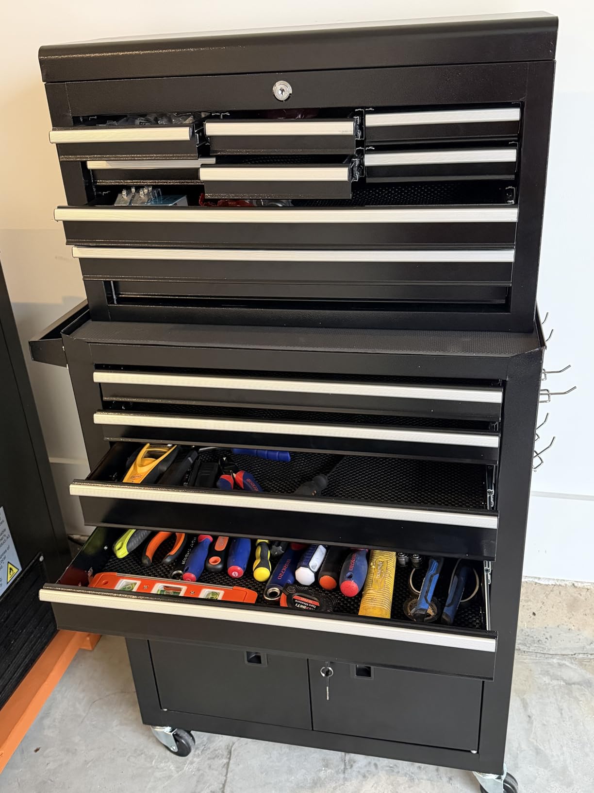 13-Drawer Double Door Rolling Tool Chest, 2 in 1 Detachable Tool Chest,Tool Box with Drawers and Wheels, Large Tool Cabinet with Lock, Metal Standing Toolbox for Garage Workshop-Black customer photo 1