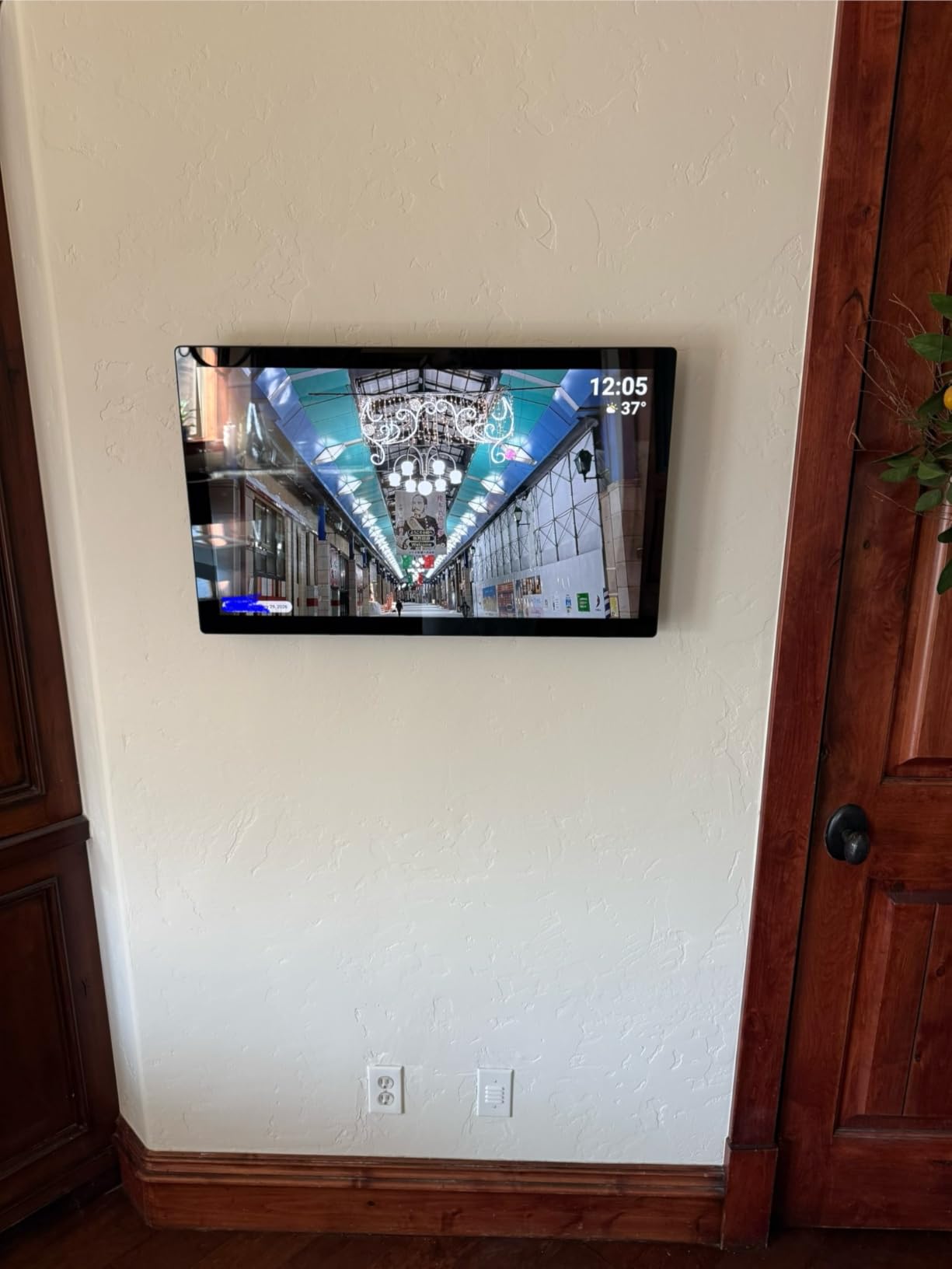 BIGASUO Digital Picture Frame Frameo 15.6