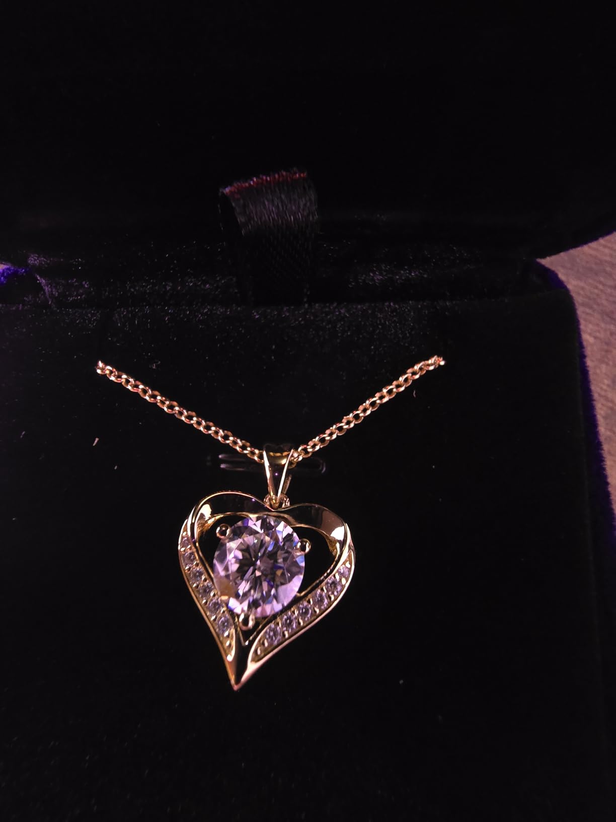 Moissanite Necklace for Women - 14k Gold Heart Necklaces - Moissanite Pendant 2 - 3 Carat - Valentines Day Love for Women - Jewelry Gift for Anniversary, Girlfriend Birthday - Jewelry for Wife from Husband Customer Review Moissanite Necklace for Women - 14k Gold Heart Necklaces - Moissanite Pendant 2 - 3 Carat - Valentines Day Love for Women - Jewelry Gift for Anniversary, Girlfriend Birthday - Jewelry for Wife from Husband - Customer Photo 2