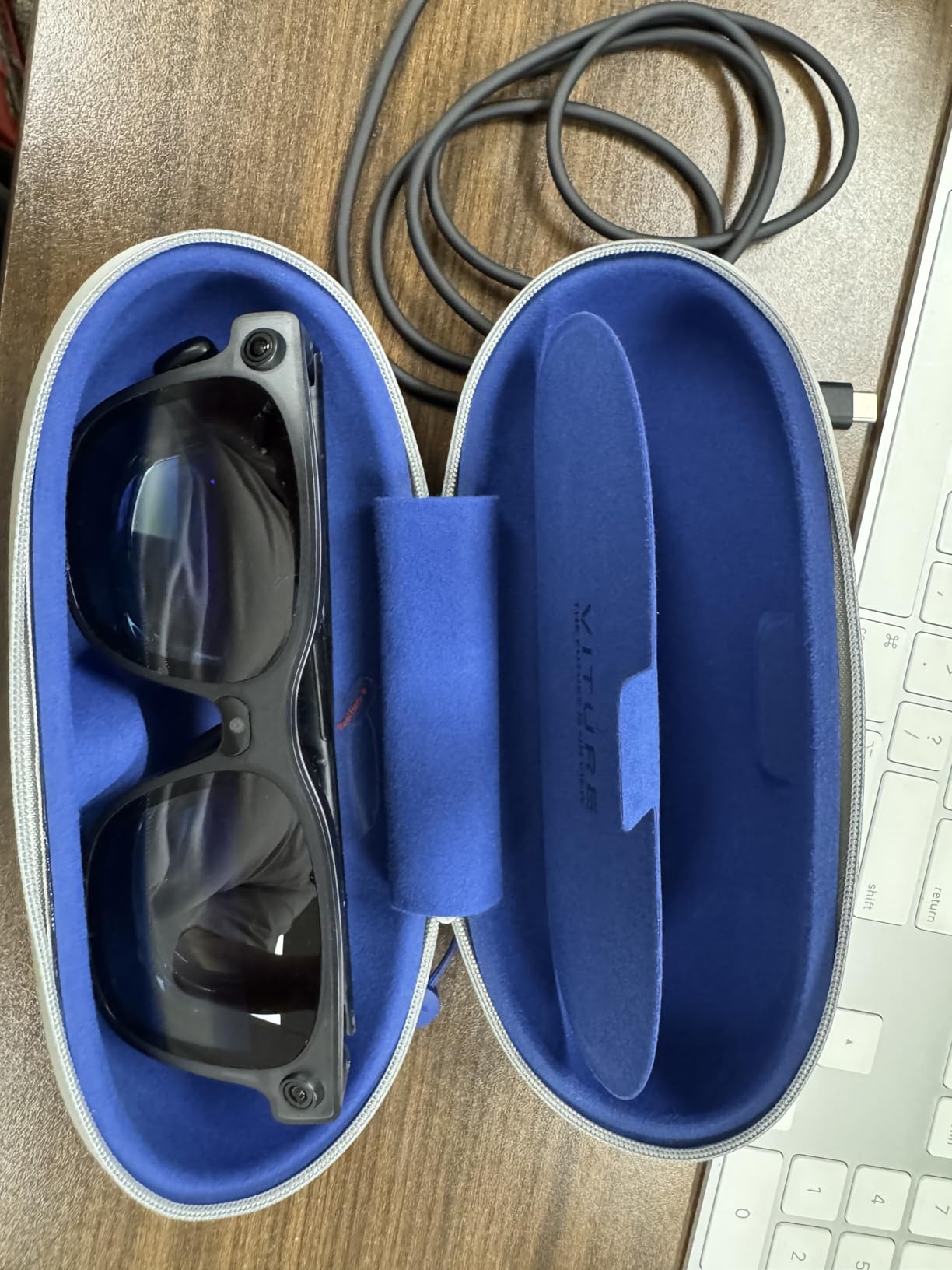 VITURE Luma Ultra AR/XR Glasses, 152'' Full 6Dof Support, AR Hand Gestures, 52° FOV, 1500 Nits,Video Glasses for iPhone 17/16/15, Android, Mac, PC, Switch&Switch 2, World's 1st Real-time 2D to 3D customer photo 1