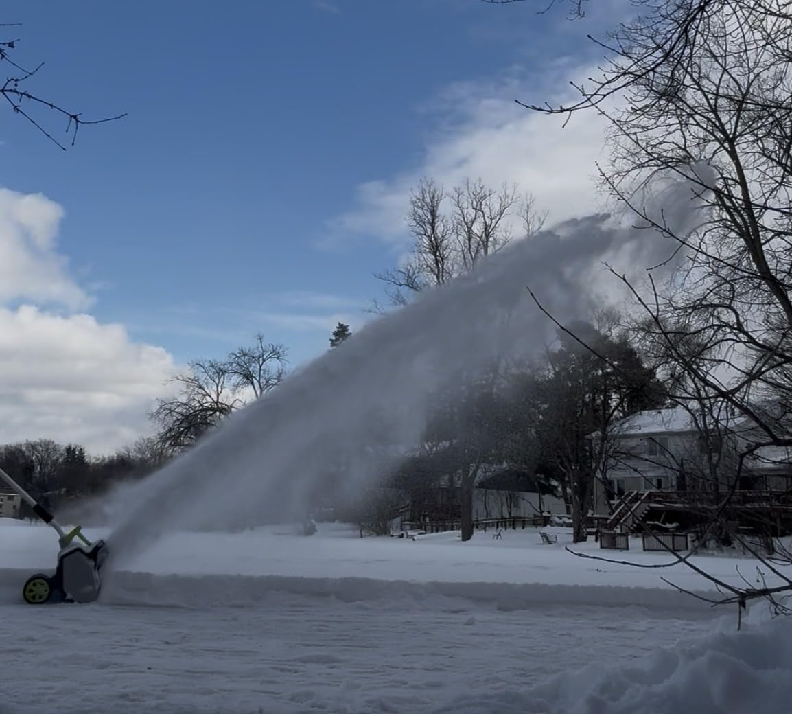 Cordless Snow Shovel: DEKOPRO 40V|17-Inch Cordless Snow Blower,Electric Snow Shove with Adjustable Chute, Lightweight Electric Snow Blower for Sidewalks & Stairs (2×20V Batteries) customer photo 2