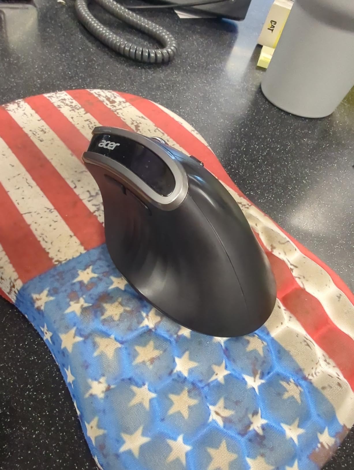 acer Ergonomic Mouse Wireless, Vertical Computer Mouse for Office, Ergo Mice Rechargeable for Medium to Large Sized Hands, 2.4GHz USB Receiver, 800/1200/1600 DPI, 6 Buttons for Laptop, PC and Desktop customer photo 2