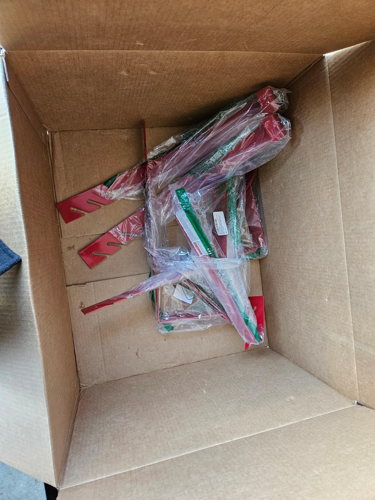 Guardian 2504 Fixed Heavy Duty Roofing Bracket for Use with 12/12 Pitch Roofs 6 Inch by 45 Degree Fixed Angle Platform Powder Coated Red OSHA Compliant customer photo 2