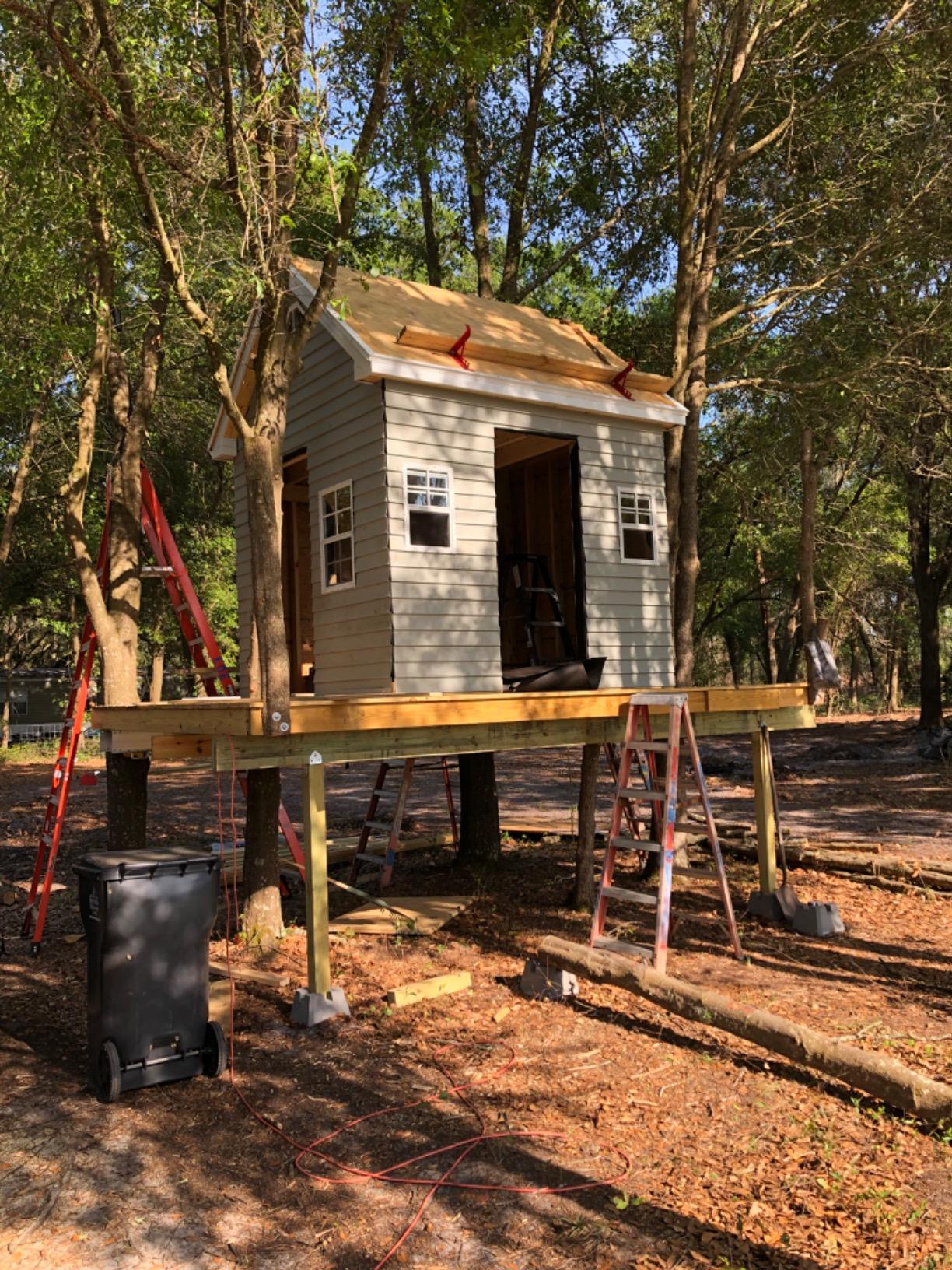 Guardian 2500 Adjustable Roofing Bracket | for 30 45 or 60 Degree Roof Pitches | 10 Inch Adjustable Platform | Powder Coated Red | OSHA Compliant customer photo 2