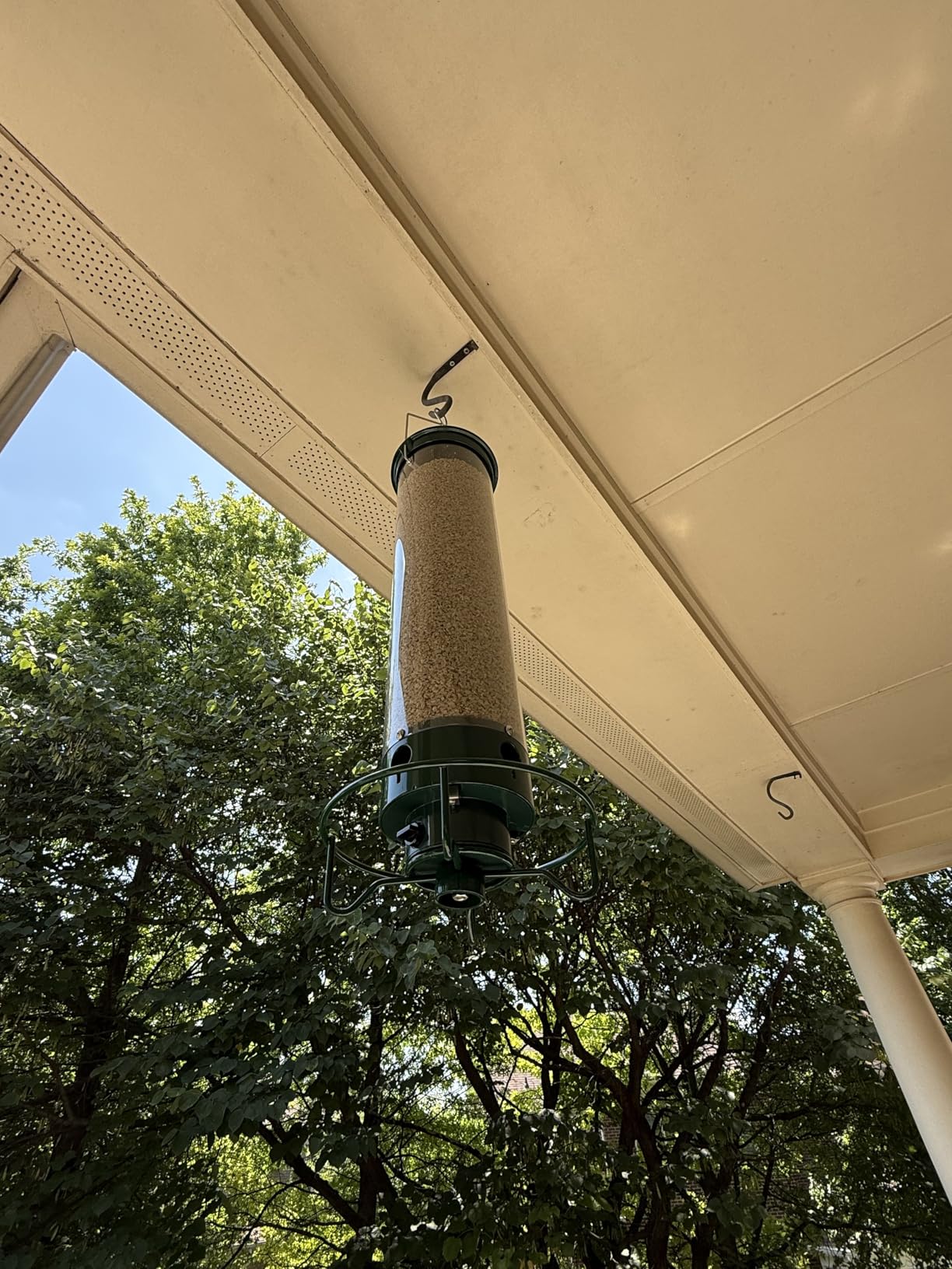 Droll Yankees Squirrel Proof Bird Feeders for Outdoors - YF-M - Flipper, Collapsible Perches, 5-Pound Seed Capacity, Green customer photo 1