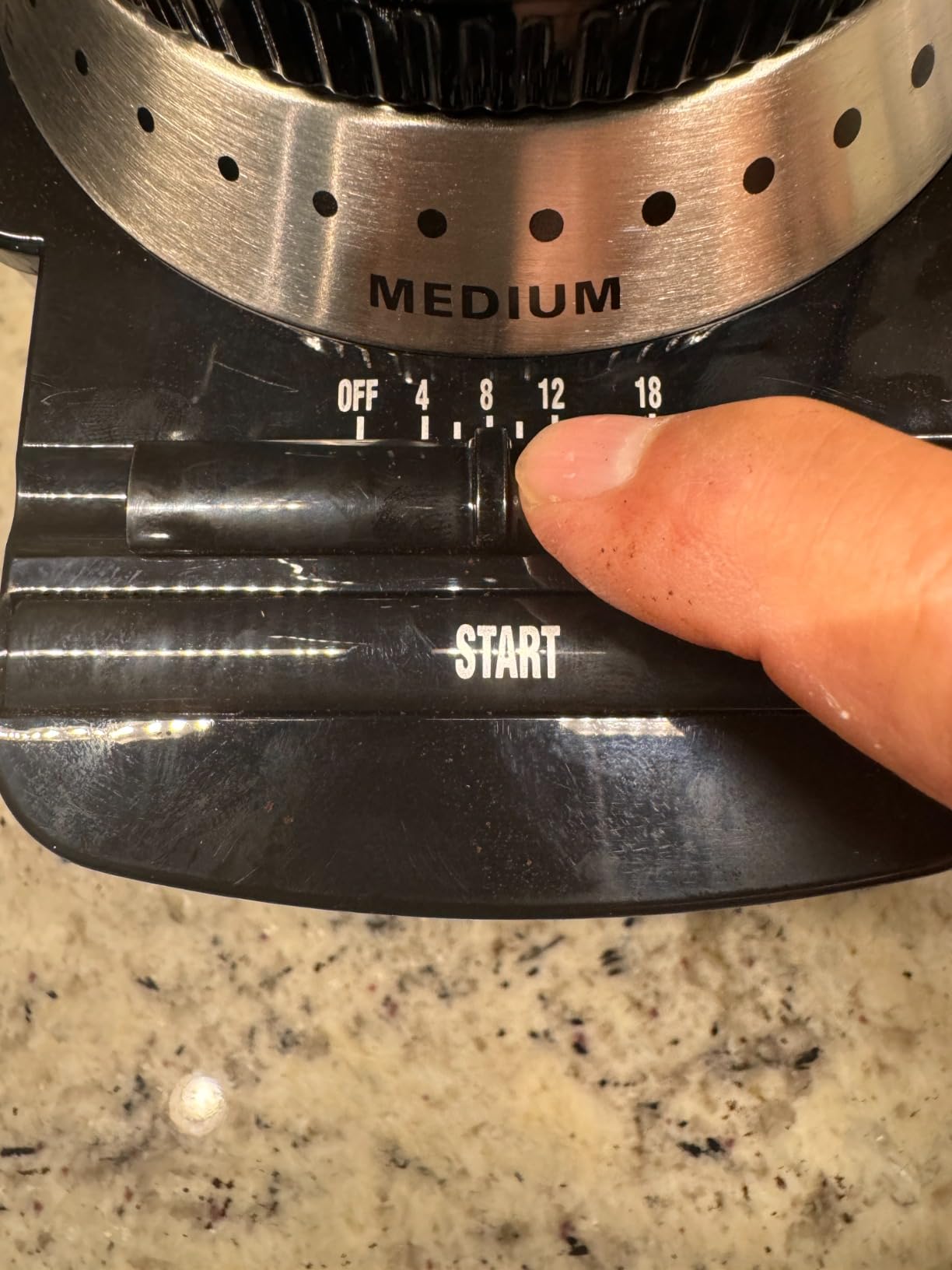 Cuisinart Coffee Grinder, Electric One-Touch Automatic Burr Coffee Grinder with 18-Position Grind Selector, Cup Size Selector for 4 - 18 Cups, DBM-8P1, Black Stainless customer photo 1