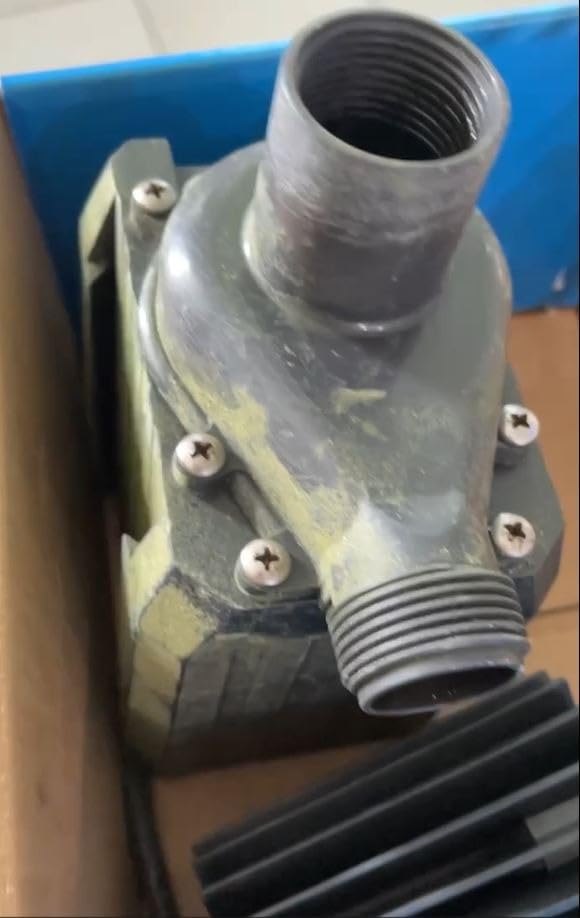 Danner Manufacturing Pondmaster Pond-Mag 2400 GPH Magnetic Drive Water Pump customer photo 2