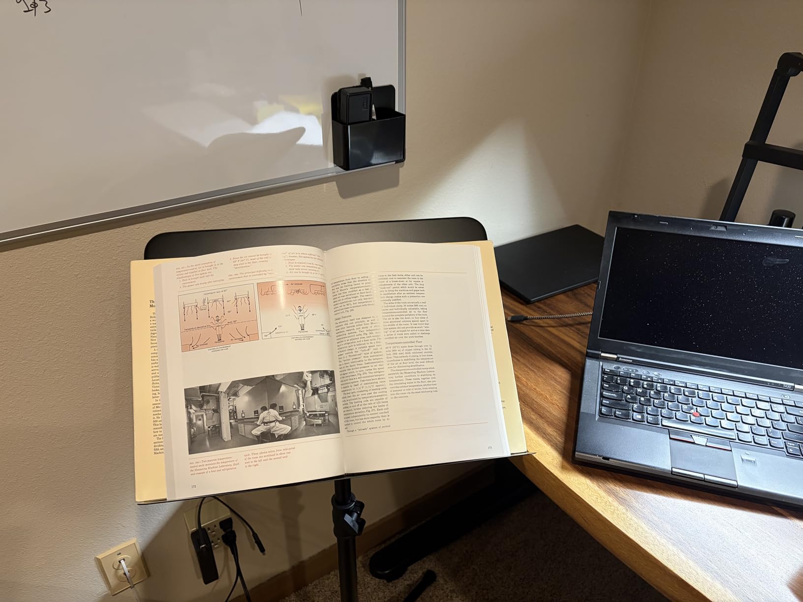 On-Stage SM7211B Professional Grade Folding Orchestral Sheet Music Stand, Black customer photo 1