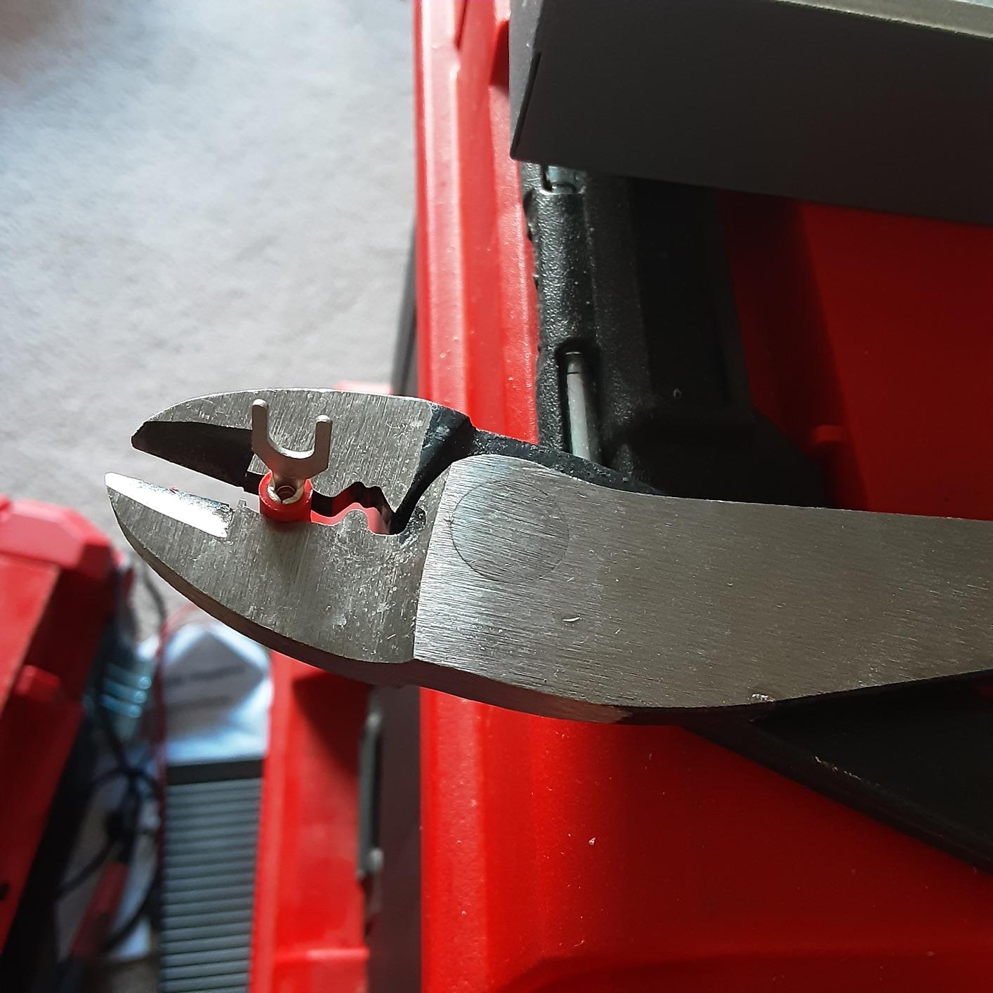 Channellock Wire Stripping Tool 957 - Ergonomic Handle, Channel Lock Wire Stripper - 7-Inch w/Spring customer photo 2