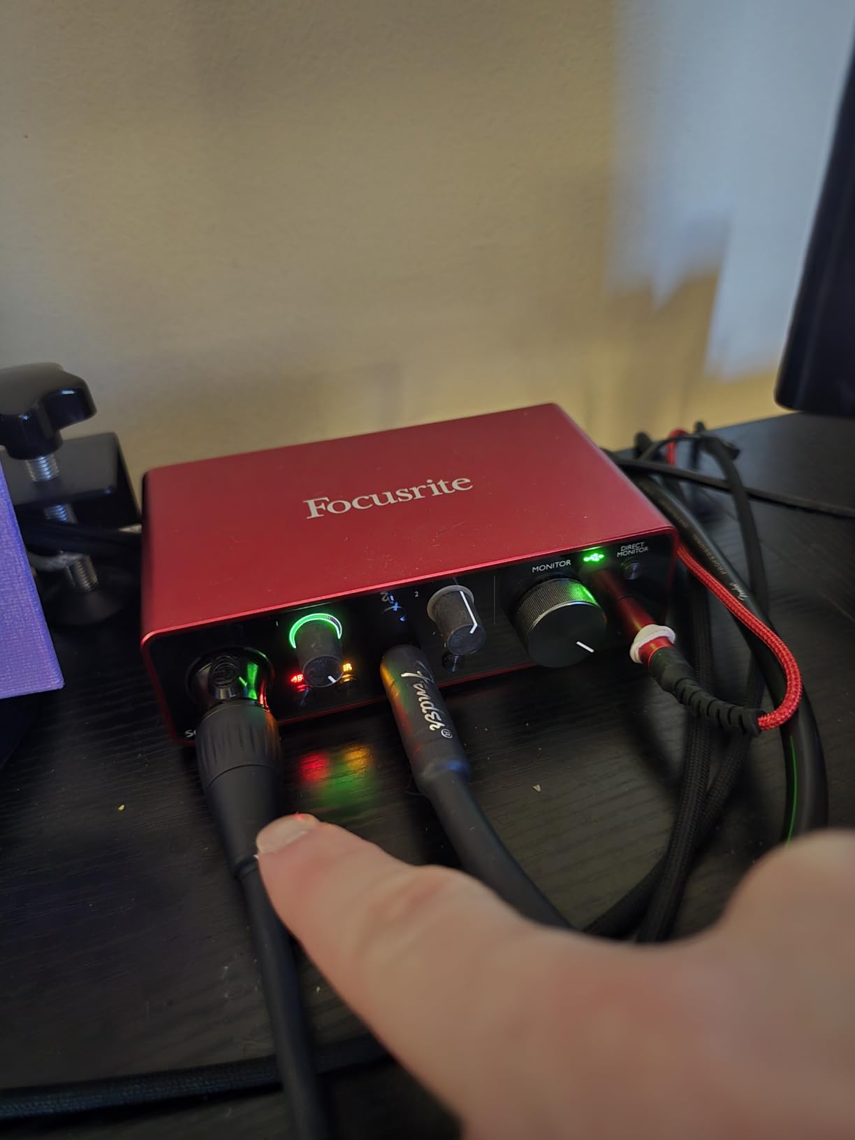 MXL 990/991 Large and Small Diaphragm Condenser Microphone Bundle Project/Home Studio Recording | XLR | Cardiod (Champagne) customer photo 1