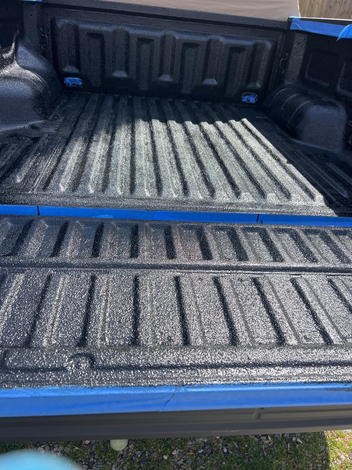 HERCULINER HCL1B8 Roll-on Bed Liner Kit, Black, 1 Gal. customer photo 1