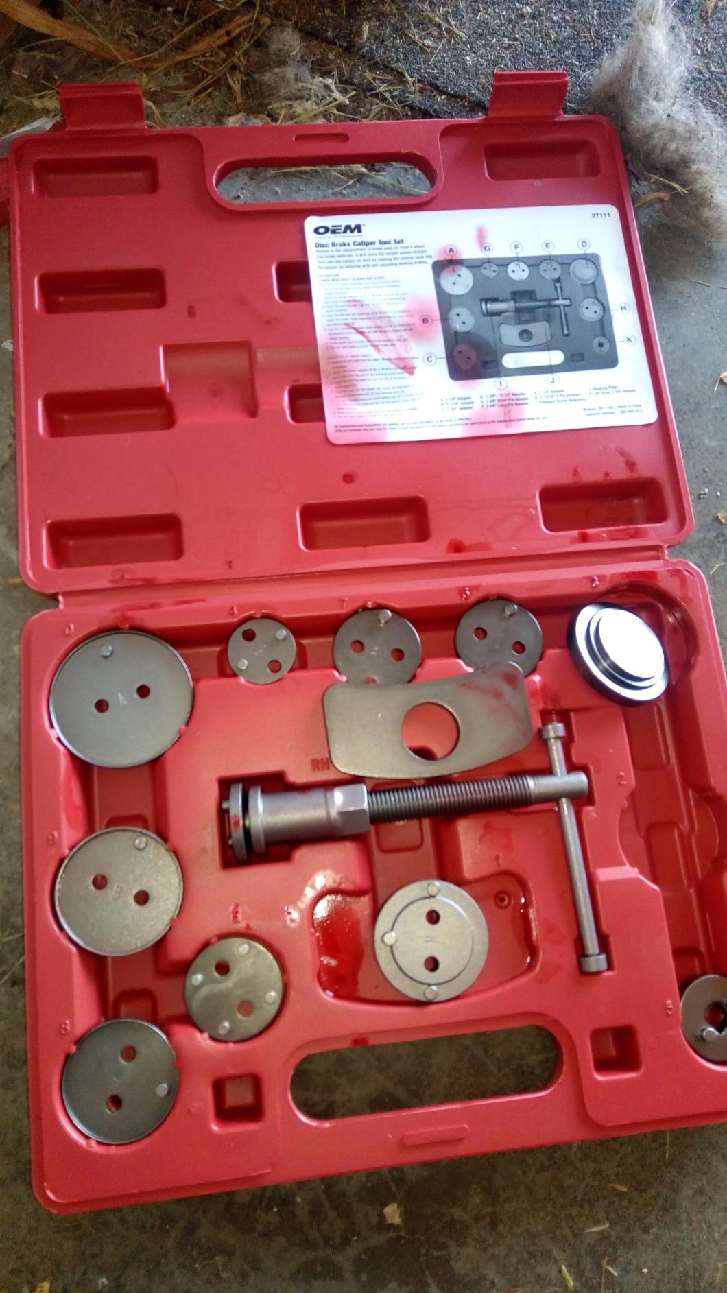 OEMTOOLS 27111 Disc Brake Tool Set, Front and Rear Brake Piston Tool, 11 Adapters Included for Use with Most Cars, Forces or Rotates Pistons into Calipers customer photo 2