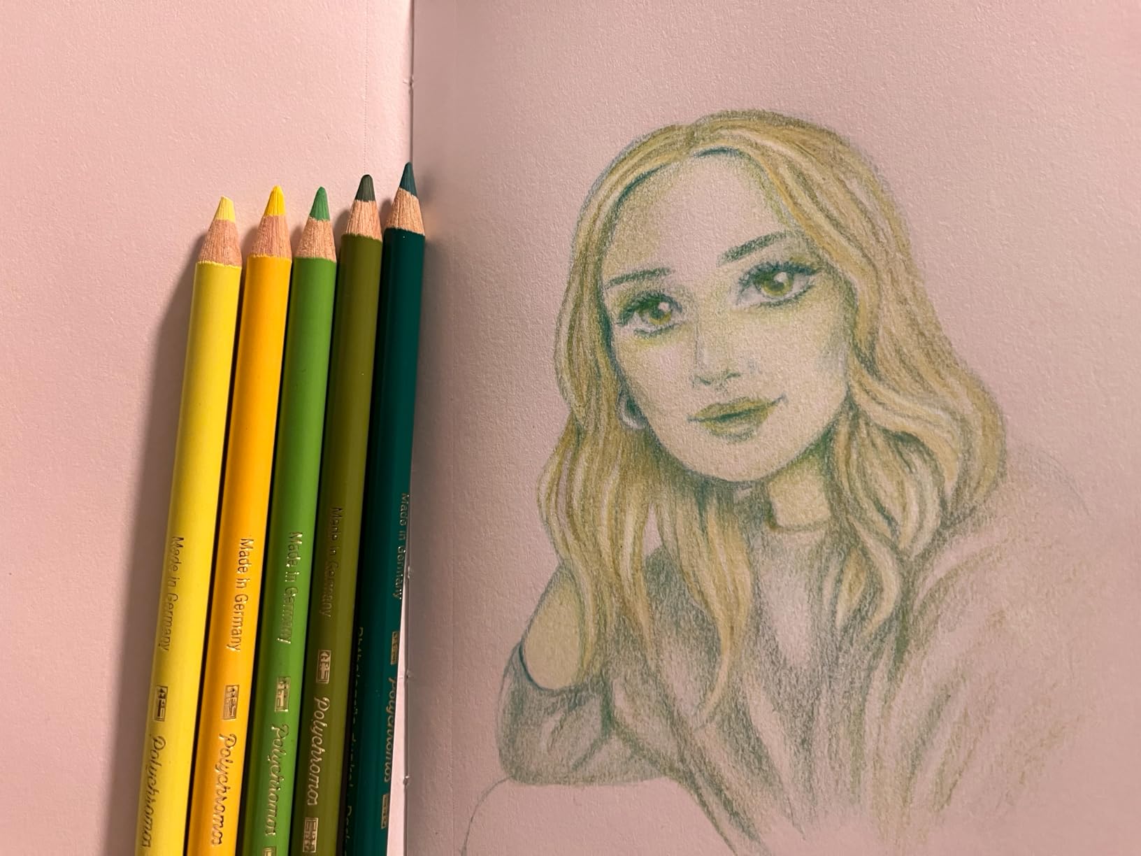 Faber-Castell Polychromos Artists' Color Pencils - Tin of 24 Colors - Premium Quality Artist Pencils customer photo 2