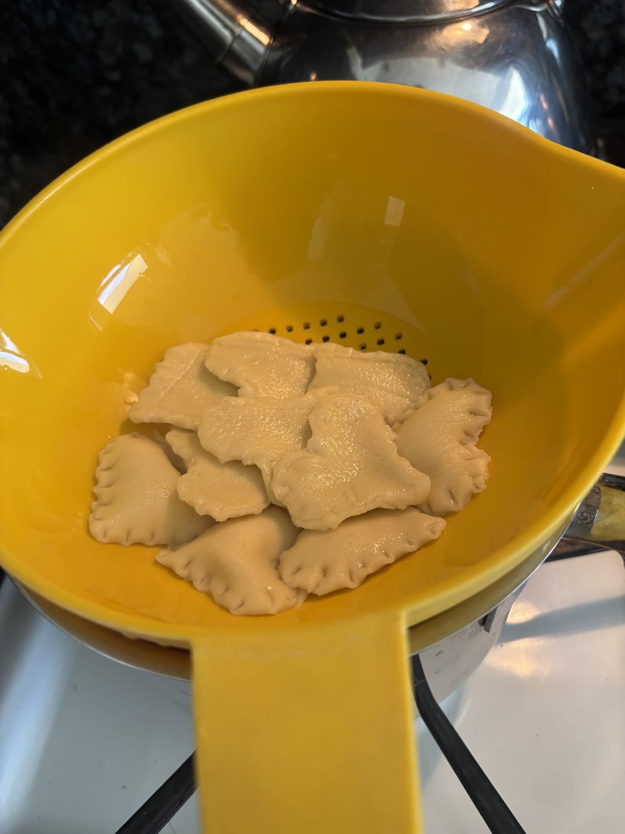 MARCATO Made in Italy Atlas 150 Classic Manual Pasta Maker Machine, Chrome Steel with Black Hand Crank. Makes Lasagna, Fettuccine & Tagliolini. customer photo 2