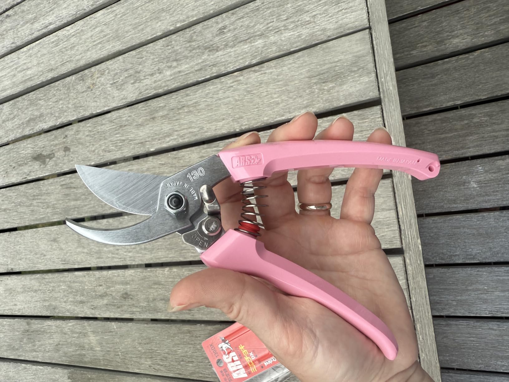 ARS HP-130DX 7-Inch Ideal Light Pruner / Pocket Secateur customer photo 1