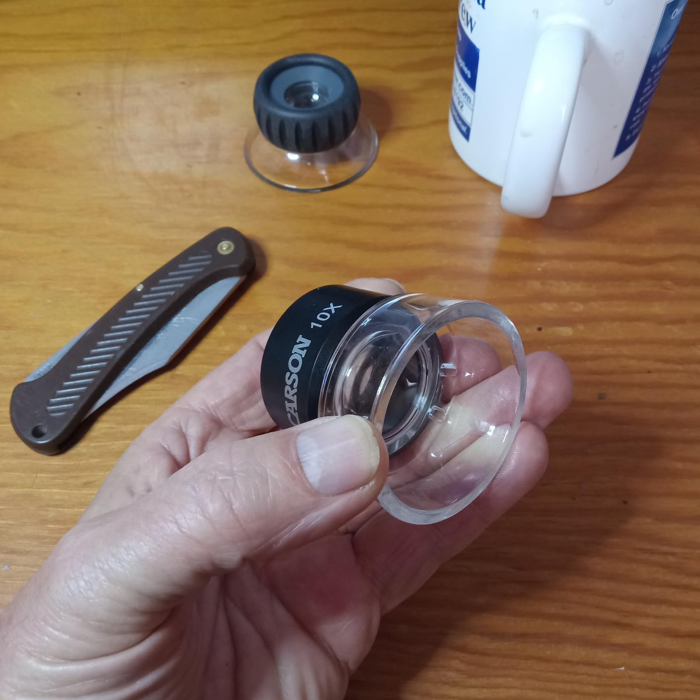 Carson LumiLoupe 10X Power Black/Clear Stand Magnifier, Ambient Light, 1.0 inch Lens Diameter, 2.0 inch Base Diameter, 2.0 x 1.75 x 2.0 inches, 0.05 kg customer photo 1