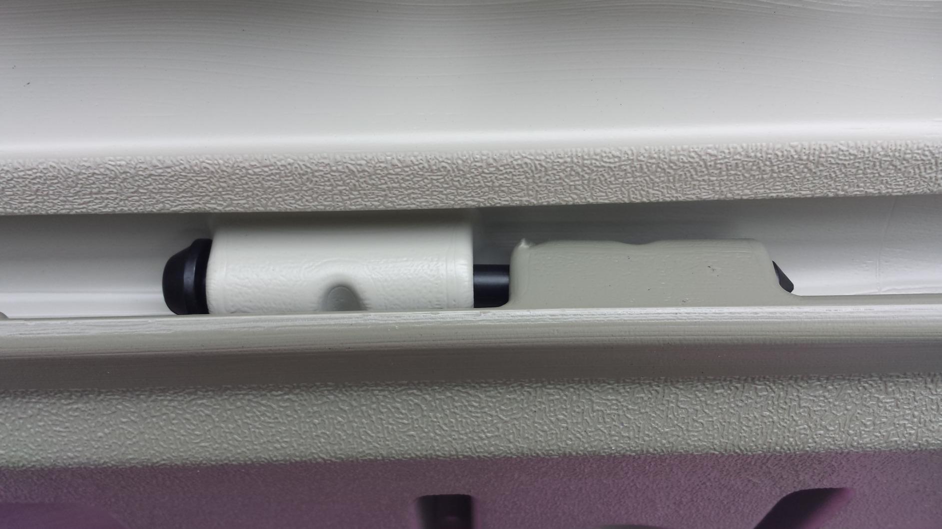 Rubbermaid Extra Large Resin Outdoor Storage Deck Box with Seat (120 Gal), Weather Resistant, Brown, Deck Organization for Home/Backyard/Pool Chemicals/Toys/Garden Tools/Porch/Patio Cushions customer photo 1