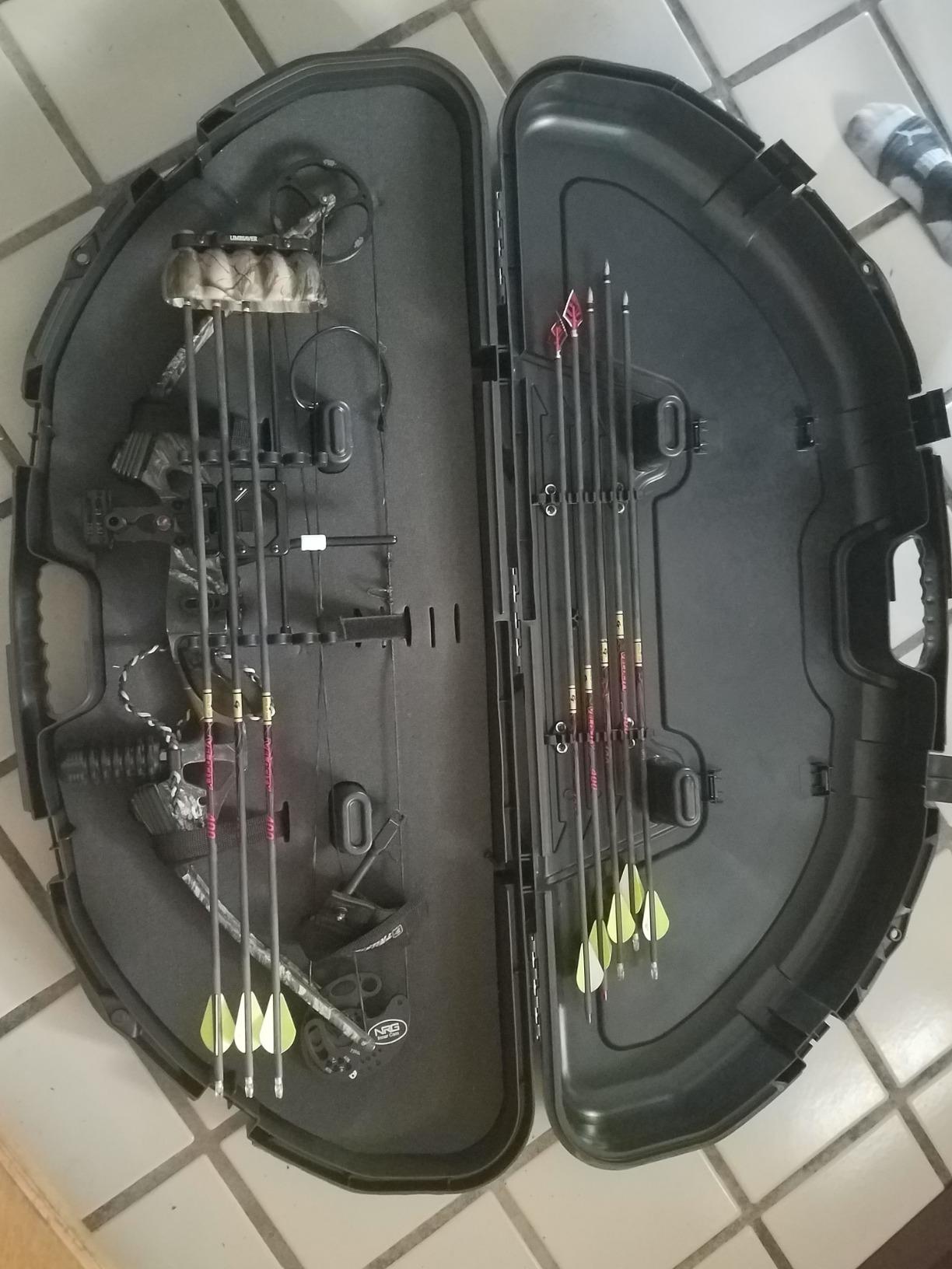 LimbSaver Silent Quiver for Bow Hunting, One Piece, Lightweight and Low Profile, Works with Right and Left-Handed Bows, Fits All Arrow Sizes customer photo 2