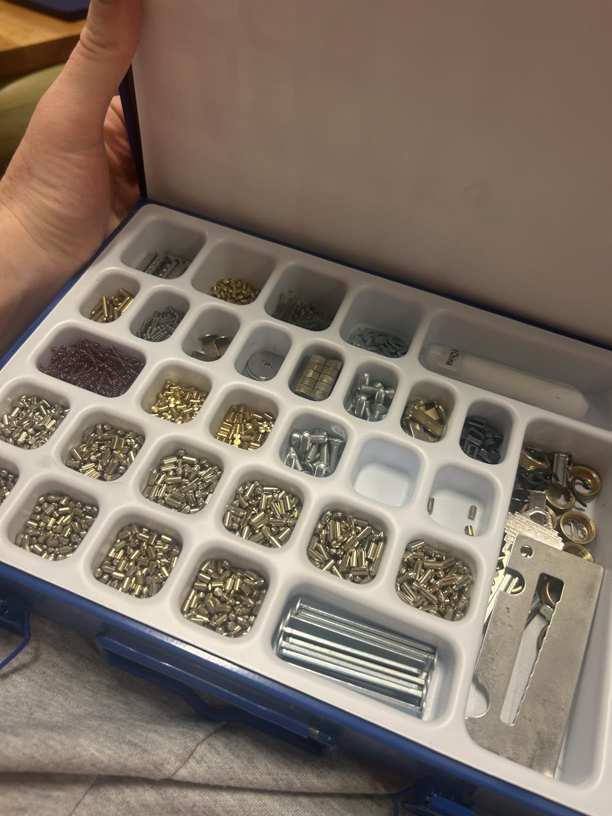 Schlage Color 40-132 Retail Keying Kit with Seal-Tight Metal Box customer photo 1