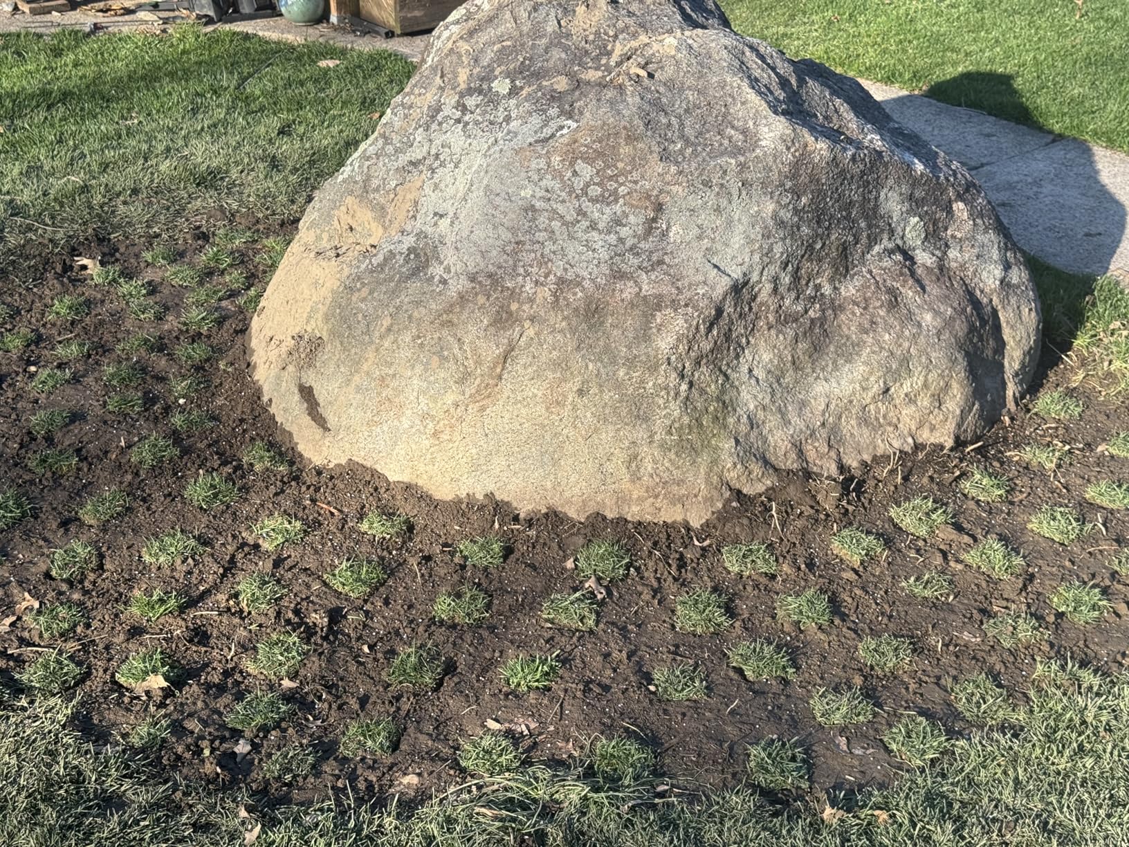 Yard Butler Sod Plugger - DIY Lawn Repair Tool - Stand Up Sod Plugger with Long Handle - Versatile Foot Bar - Easy Plug Ejection - Rust Resistant Sod Plugger - Powder Coated Steel Tool customer photo 1