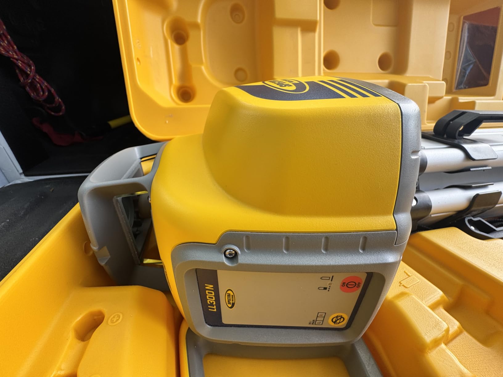 Spectra Precision LL300N-2 Self-Leveling Rotary Laser Kit with Tripod customer photo 1