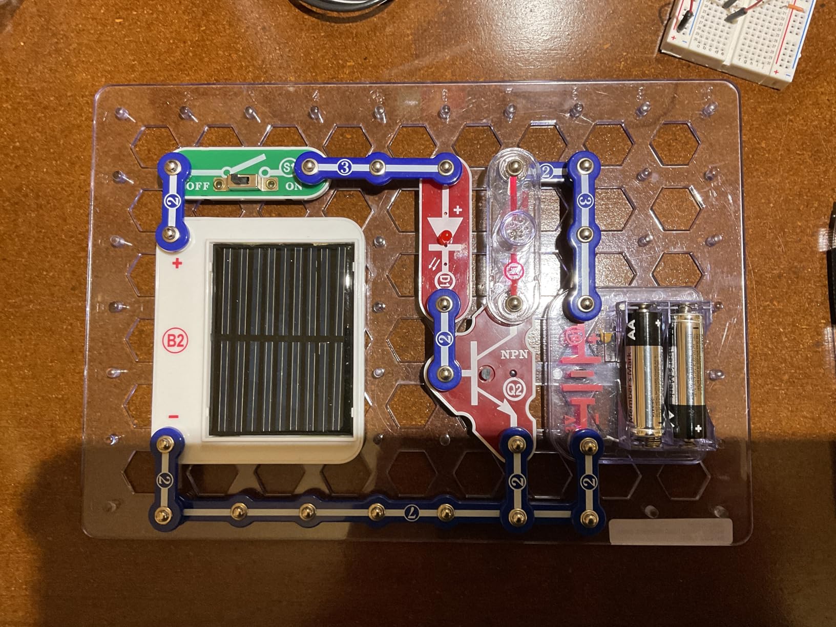Extreme SC-750R Electronics Exploration Kit + Student Training Program with Student Study Guide | Perfect for STEM Curriculum customer photo 1