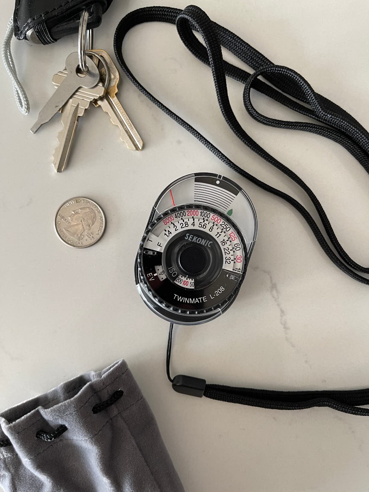 Sekonic L-208 Twin Mate Analog Incident & Reflected Light Meter, Compact Handheld Exposure Meter with Sliding Lumisphere, Shoe Mount, Instant Dial Readout for Film & Digital Photography customer photo 1