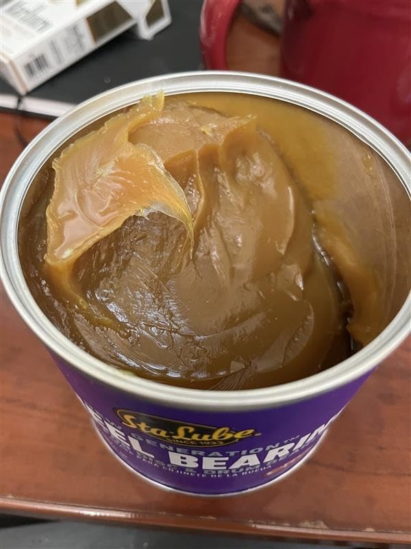 Sta-Lube SL3111 New Generation Wheel Bearing Grease for Disc and Drum Brakes - 14 wt. oz. customer photo 1