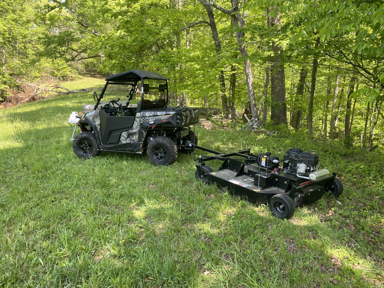 Scepter Duramax Flo 'N Go 14 Gallon Gas Caddy, 53 Liter Portable Fuel Tank and Fuel Transfer Pump with 10-Foot Hose for Lawn Mower, Farm, Marine, Commercial, and Home Use, Red customer photo 1