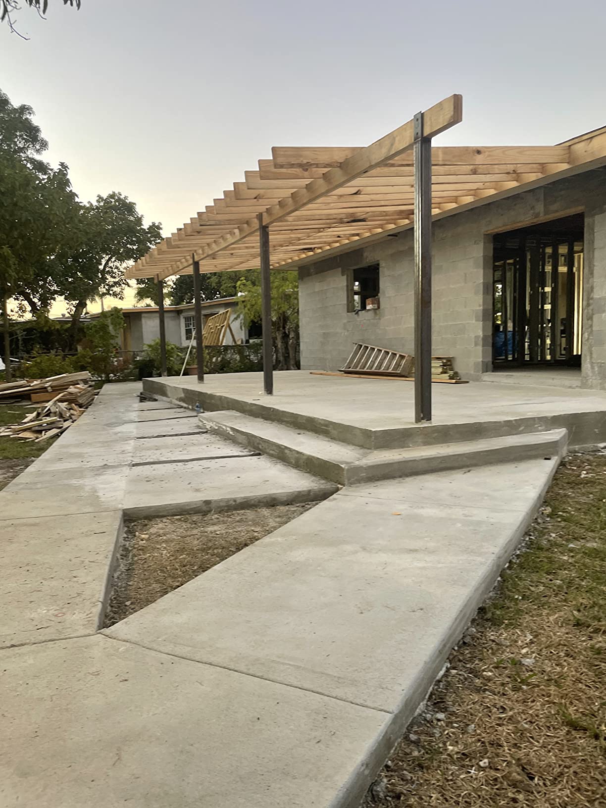 DEWALT Tripod Stand, Heavy Duty, Construction Tripod, Built-In Strap for Easy Transport on Jobsites (DW0737) customer photo 2