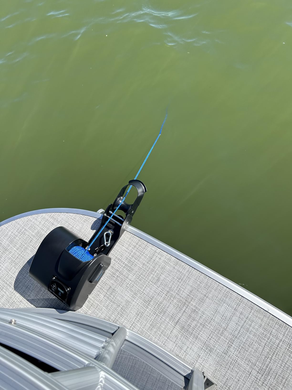Camco TRAC Outdoors Pontoon 35-G3 Electric Boat Anchor Winch - Easy-to Operate & Features a High-Efficiency, 12-Volt DC, All Steel Gear Motor & 100-feet Pre-Wound Double-Braid Anchor Rope customer photo 2