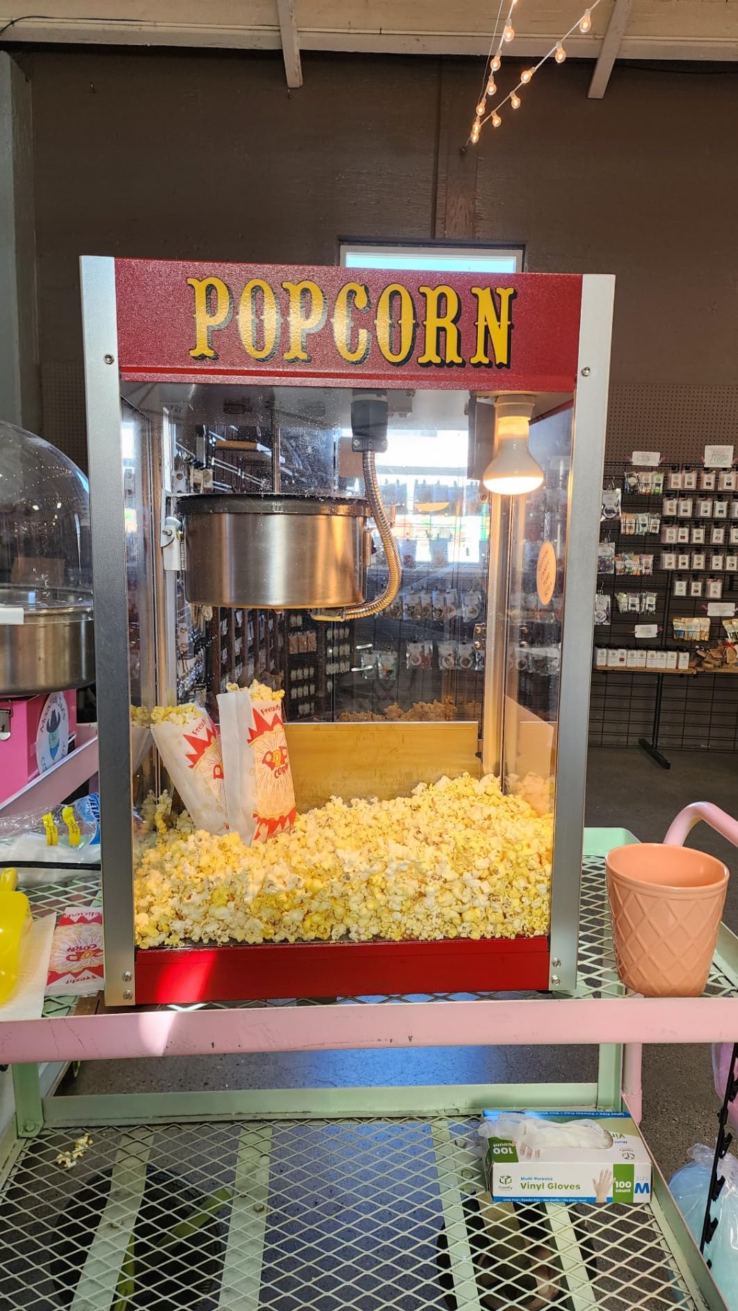 Paragon Theater Pop 8 Ounce Popcorn Machine for Professional Concessionaires Requiring Commercial Quality High Output Popcorn Equipment, Red customer photo 1