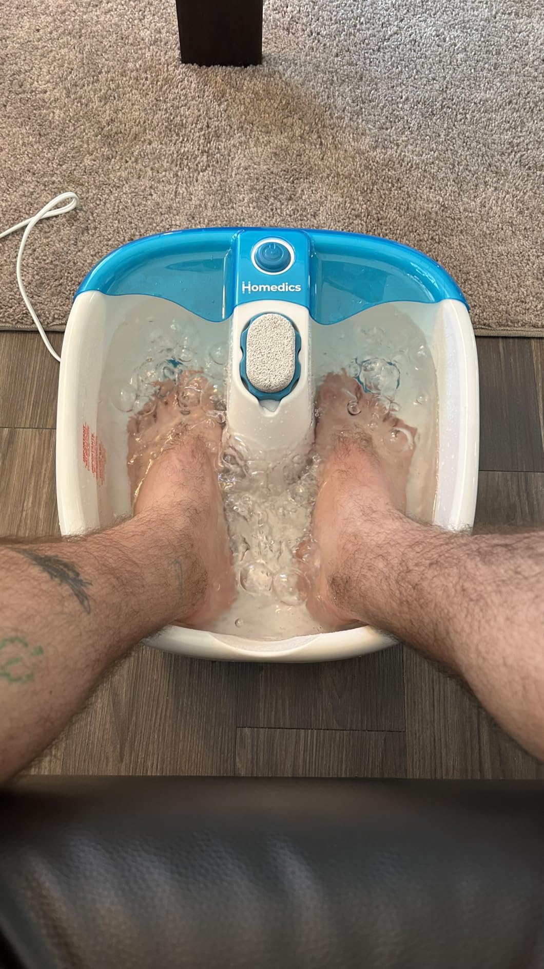 Homedics Bubble Mate Foot Spa, Toe Touch Controlled Foot Bath with Invigorating Bubbles and Splash Proof, Raised Massage Nodes and Removable Pumice Stone customer photo 1