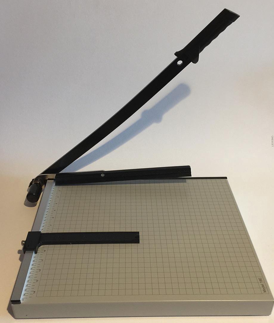 Dahle 15e Vantage Paper Trimmer, 15