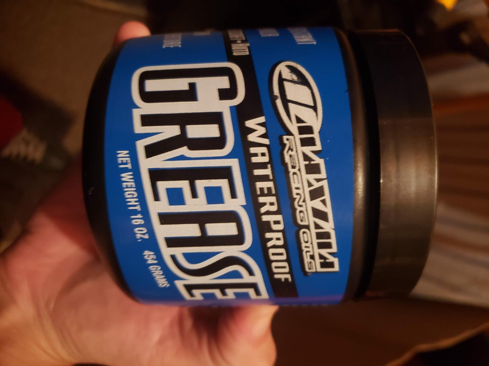 Maxima 80916 Waterproof Grease - 16 oz. Bottle customer photo 2