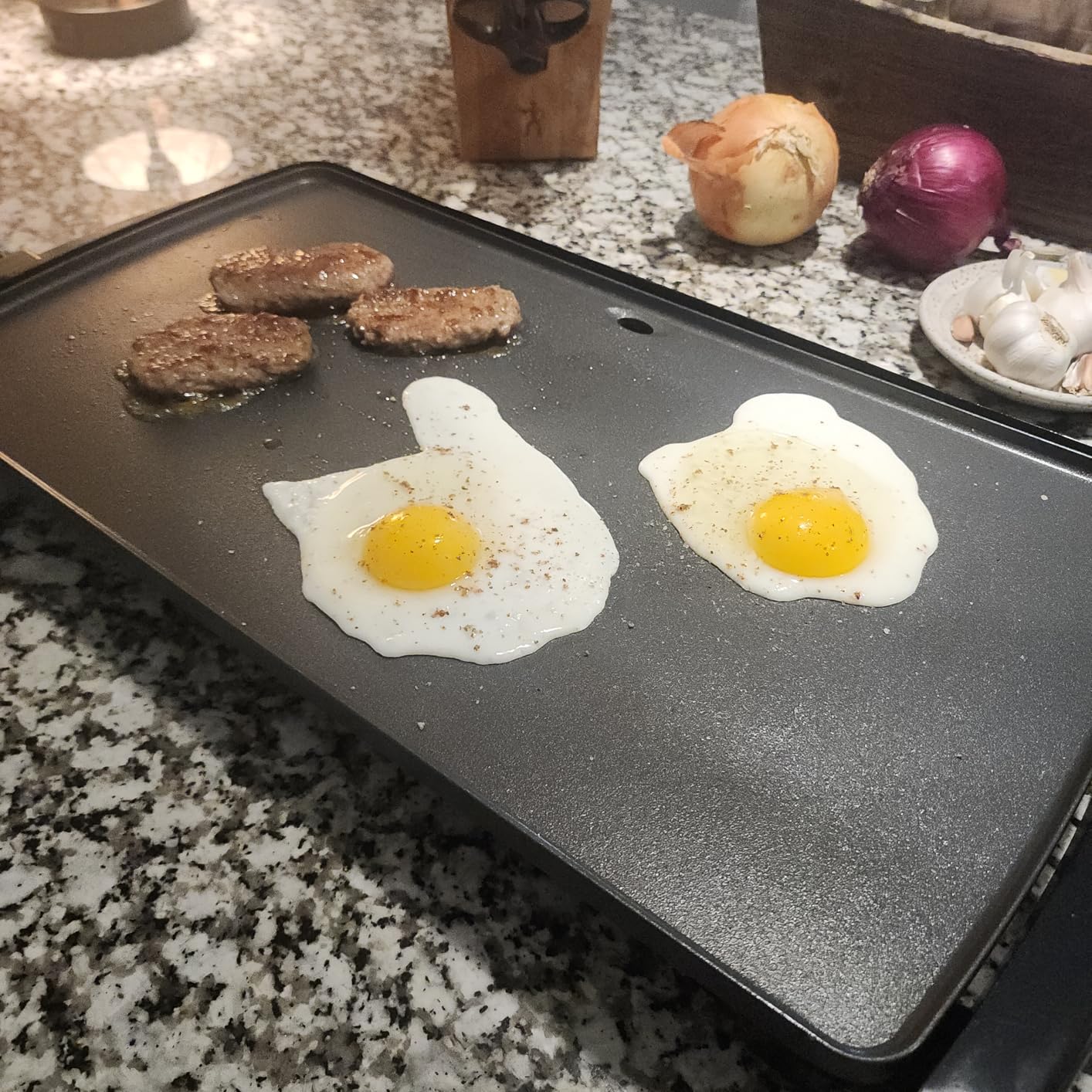 Presto 07030 Cool Touch Electric Griddle customer photo 1