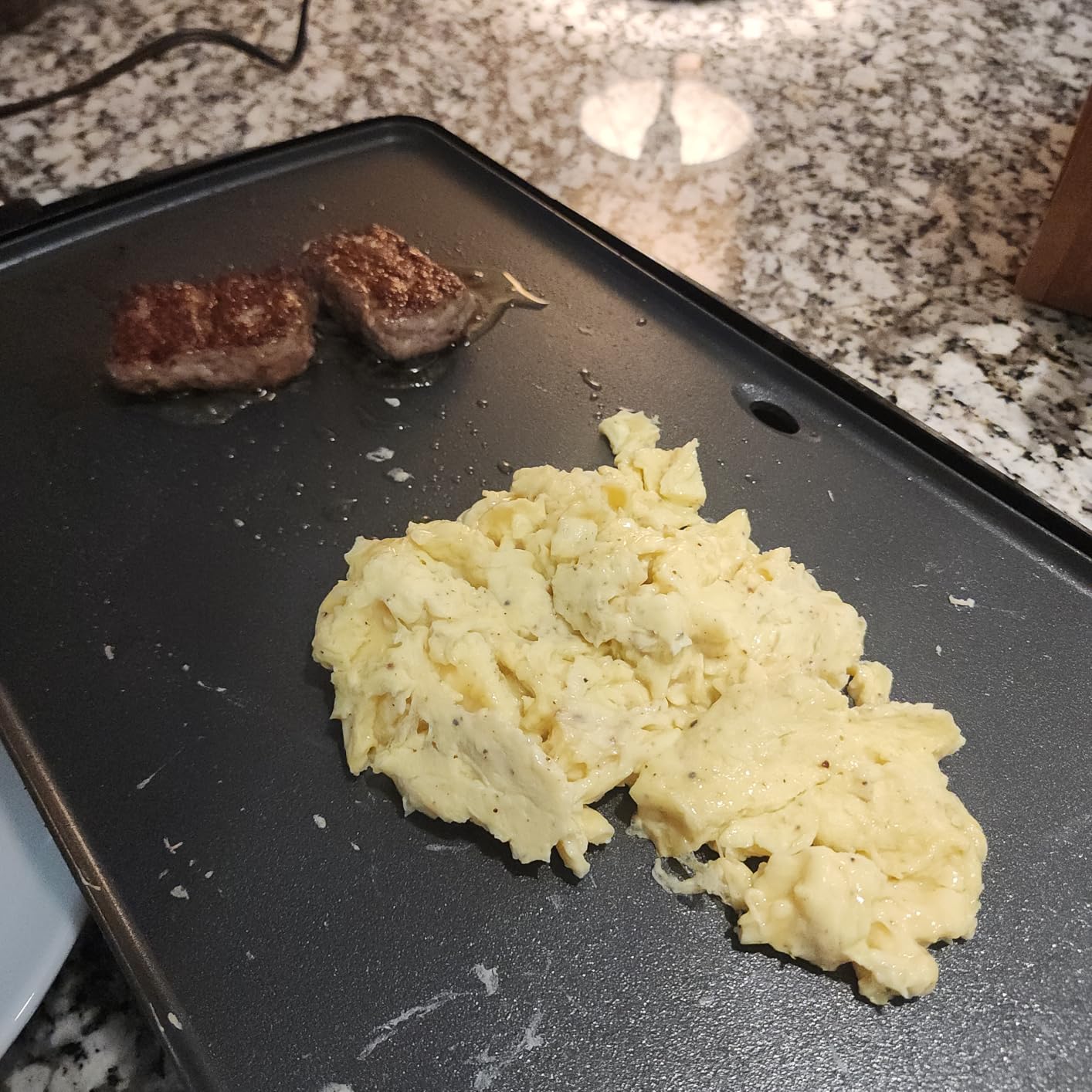 Presto 07030 Cool Touch Electric Griddle customer photo 2