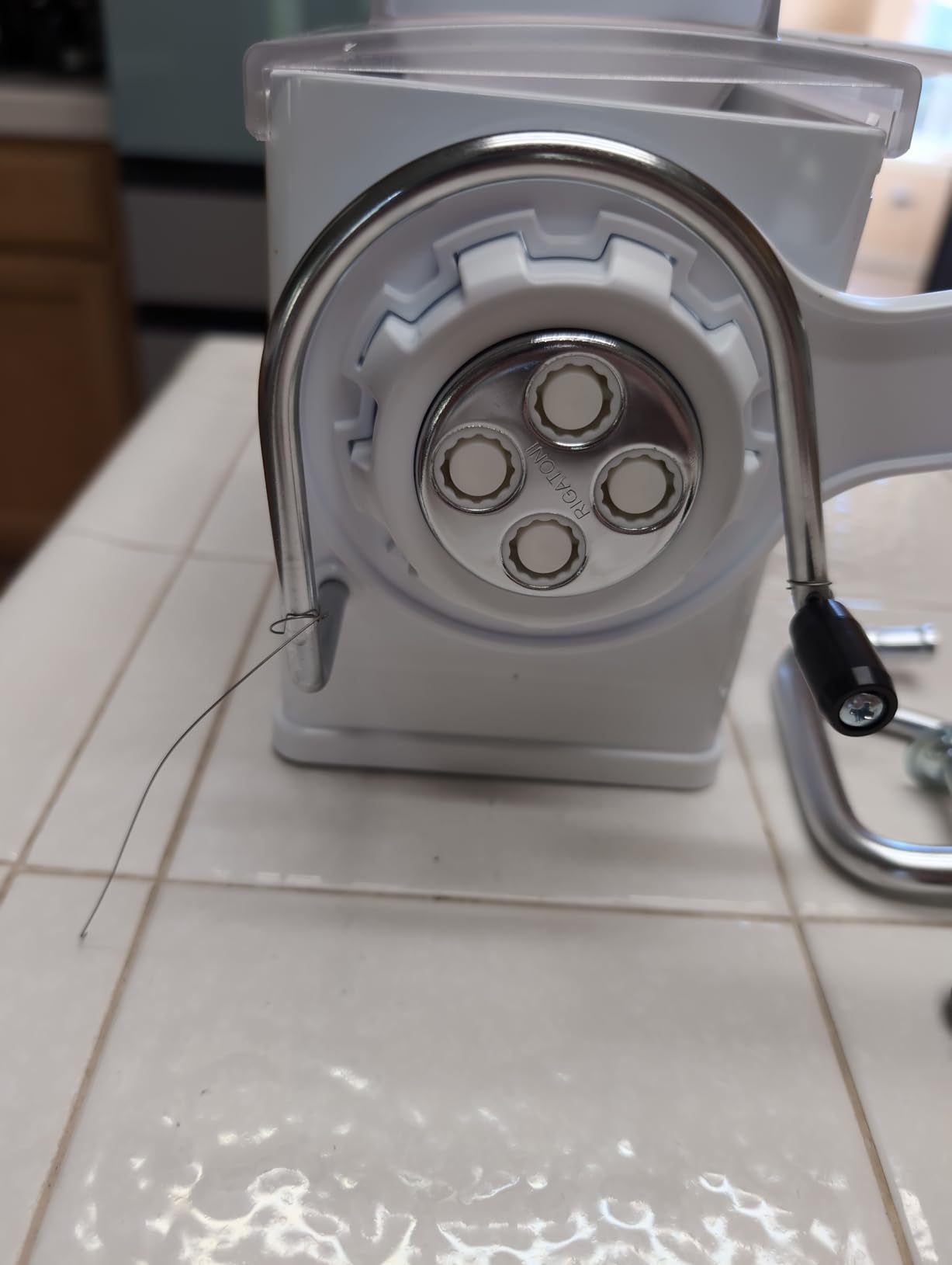 MARCATO Made in Italy Regina Extruder Pasta Machine, White. Makes bucatini, fusilli, maccheroni, maccheroncini, rigatoni. customer photo 2