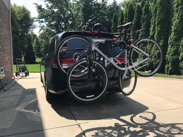 YAKIMA, DoubleDown 4 Tilting Hitch-Mounted Bike Rack for Cars, SUVs, Trucks and More, Fits 1.25