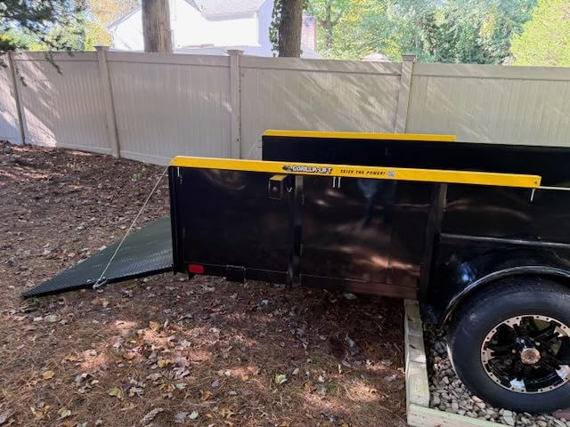 Genuine GORILLA-LIFT 2-Sided Trailer Tailgate Lift Assist customer photo 2
