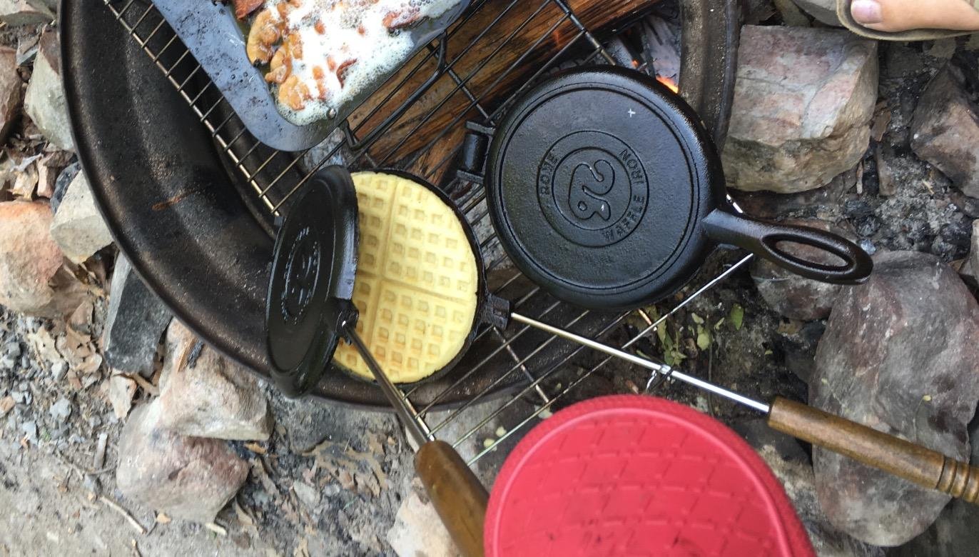 ROME Chuckwagon Cast Iron Waffle Iron For BBQ Grill and Campfire Use, 1028 customer photo 1