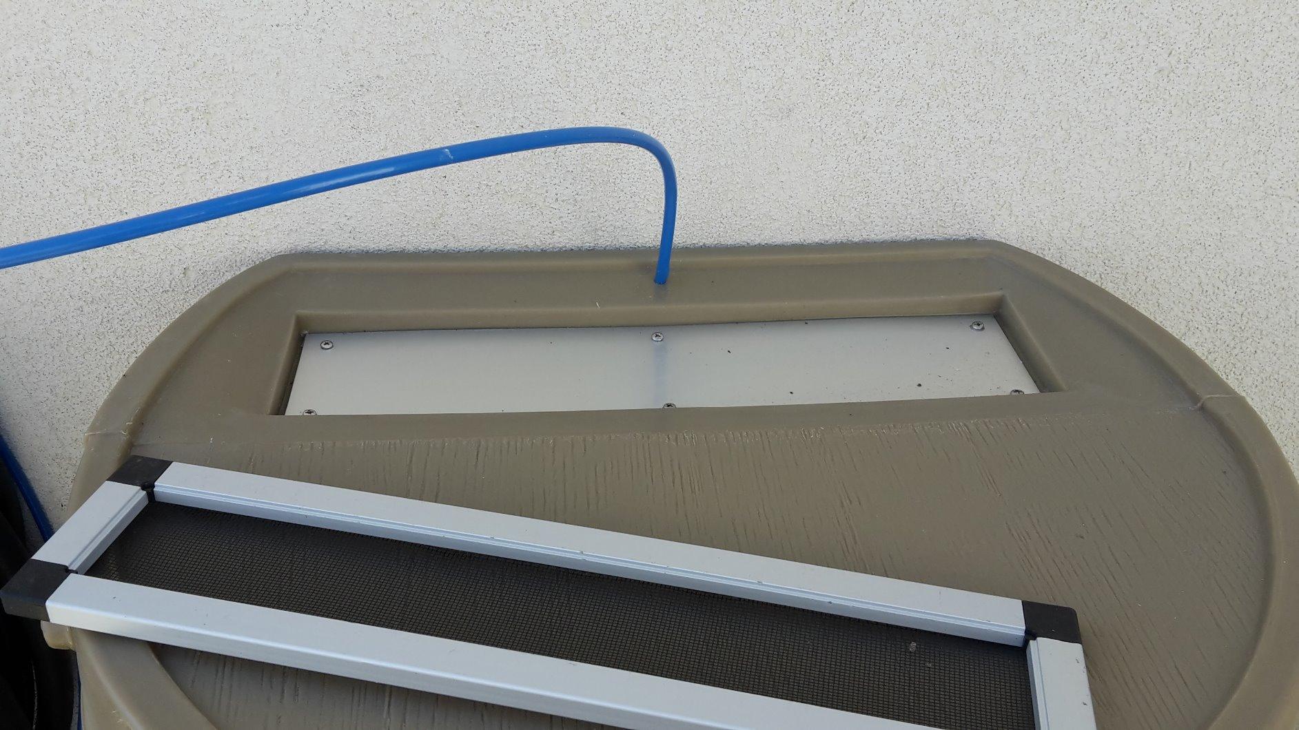 RTS Home Accents 50-Gallon Rain Water Collection Barrel with Brass Spigot, Oak Color customer photo 2