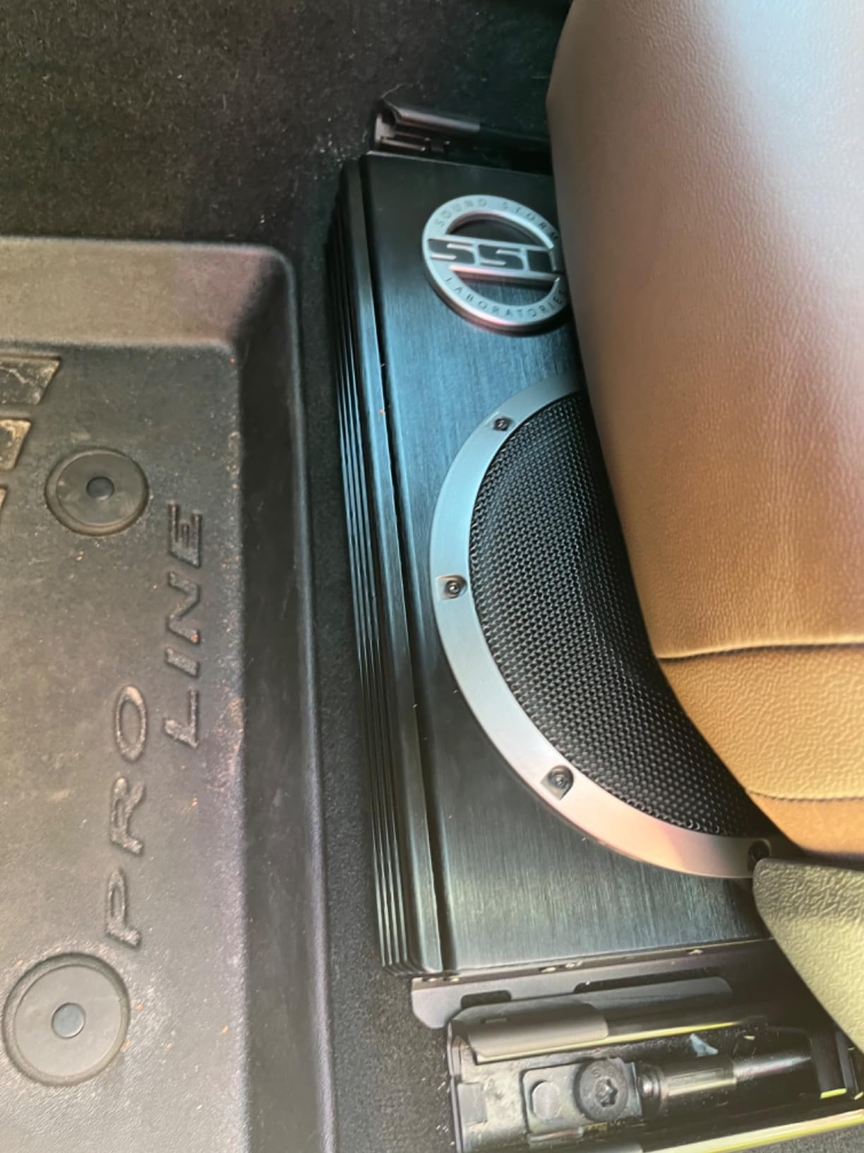 Sound Storm Laboratories LOPRO10 Powered Under Seat Car Subwoofer - 1200 Watts Max, Single 2.6 Ohm, Voice Coil, Built in Amp, Low Profile, Remote Subwoofer Control customer photo 2