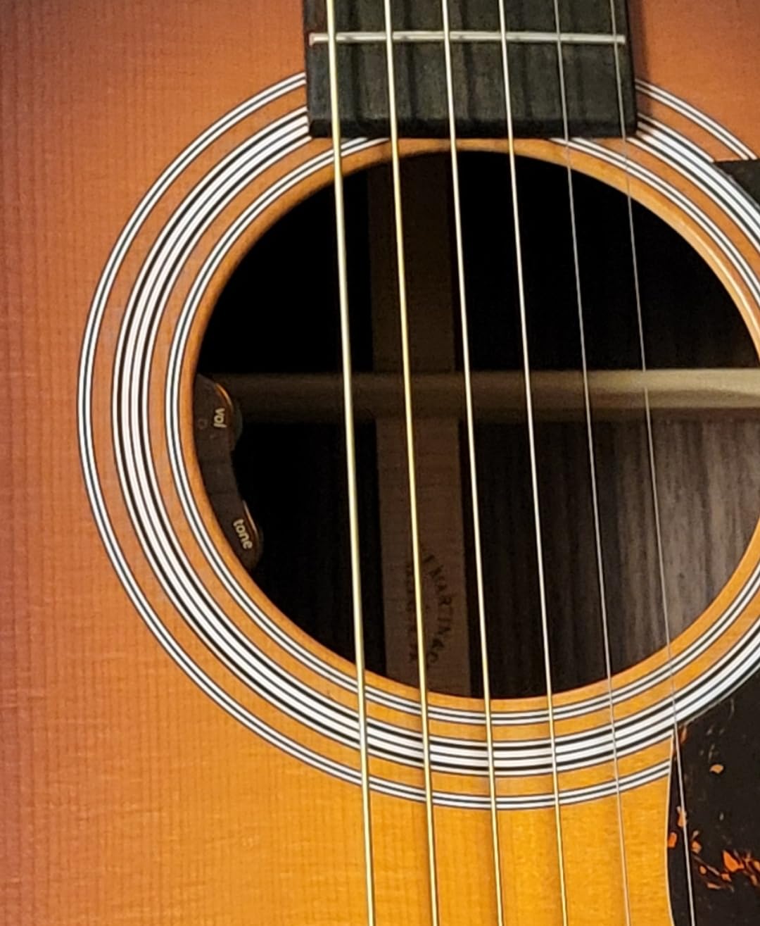 L.R. Baggs Element Active System with Volume and Tone Control Acoustic Guitar Undersaddle Pickup customer photo 1