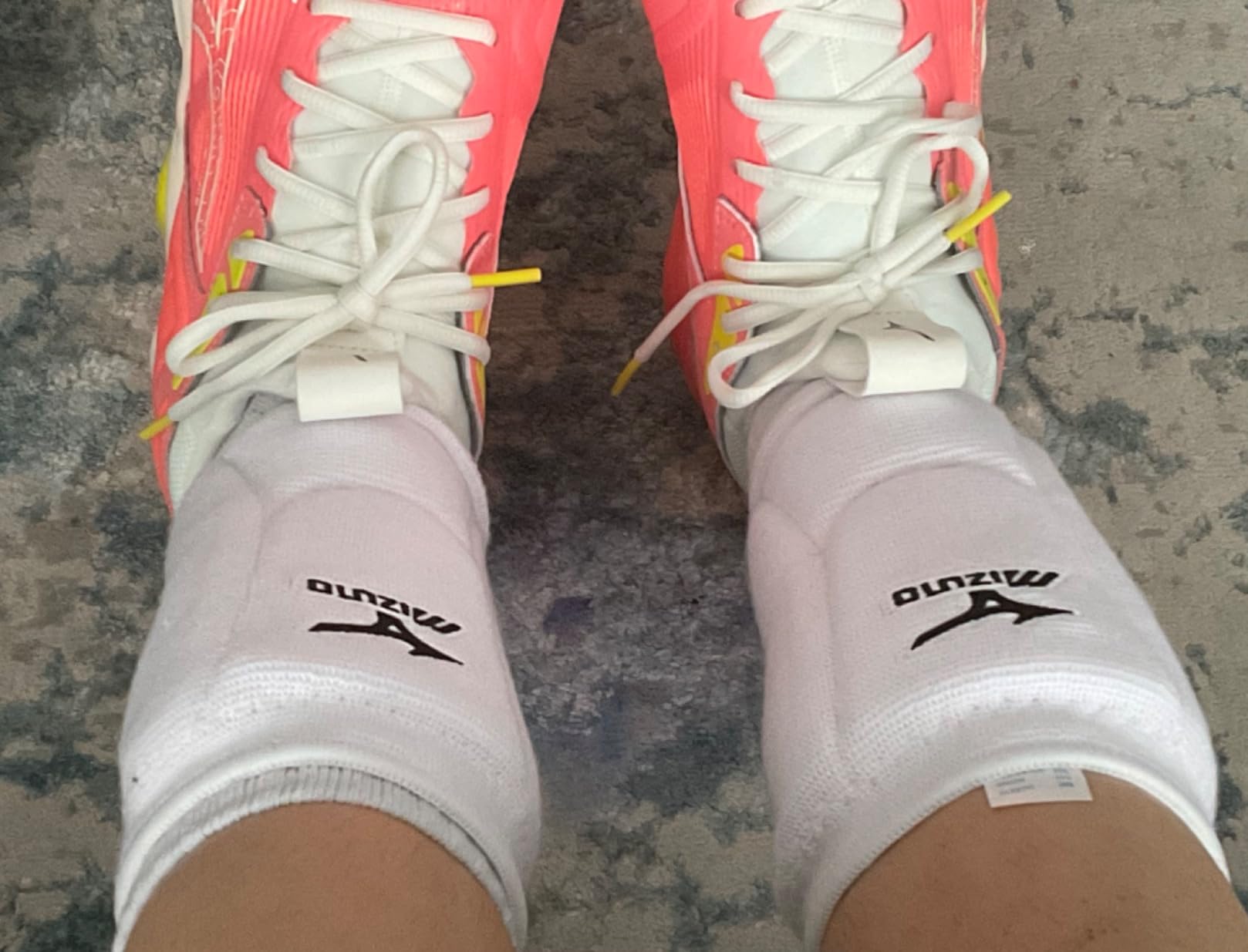 Mizuno LR6 Volleyball Kneepad customer photo 2