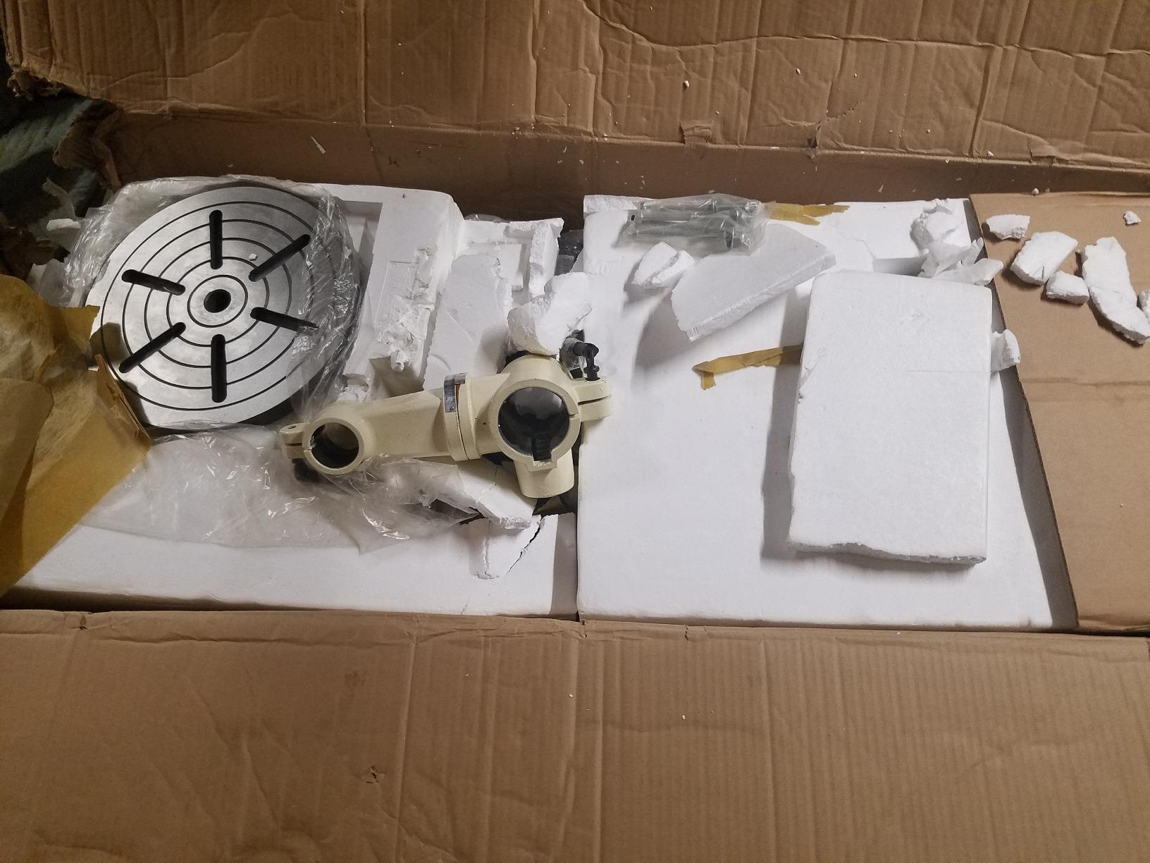 SHOP FOX W1670 1/2-Horsepower Floor Radial Drill Press, Black customer photo 2