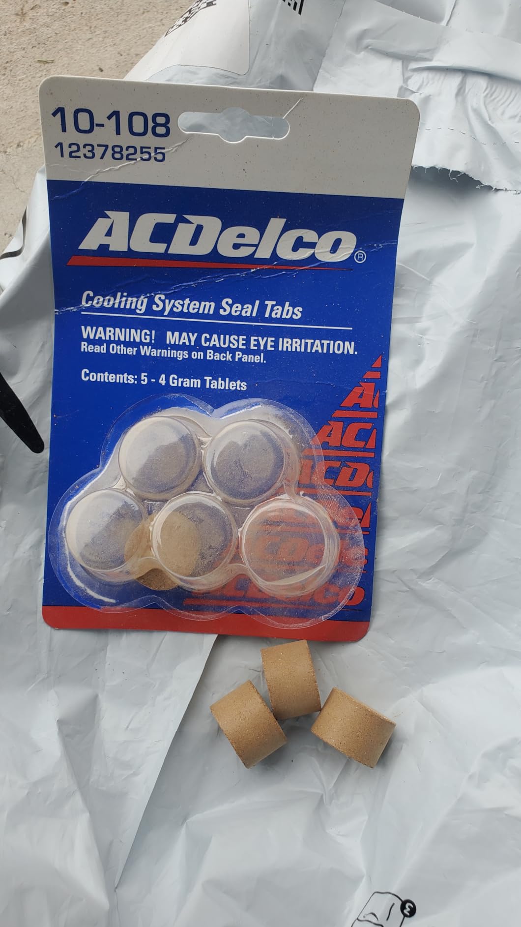 ACDelco GM Original Equipment 10-108 (12378255) Cooling System Sealing Tabs - 4 g (Pack of 5) customer photo 2
