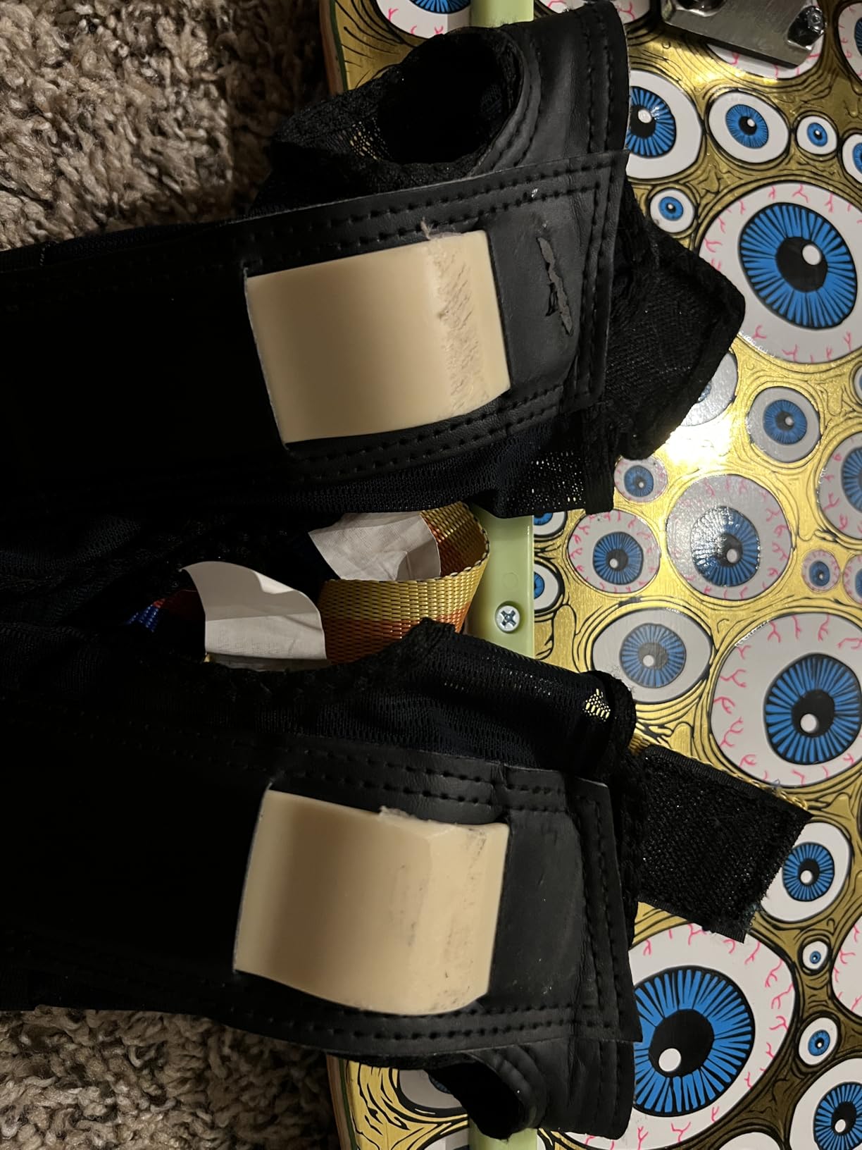 Triple Eight Saver Series Pad Set with Kneesavers, Elbowsavers and Wristsavers, Medium, Black (604352 60014) customer photo 1