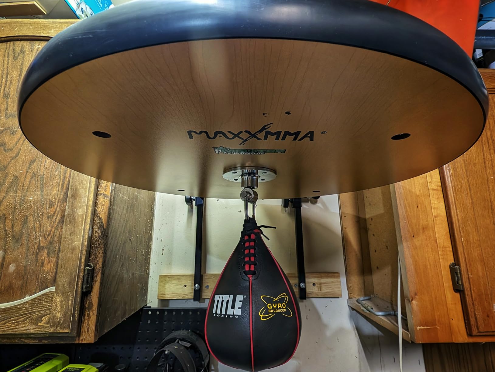 TITLE Boxing Gyro Balanced Leather Speed Bag customer photo 1